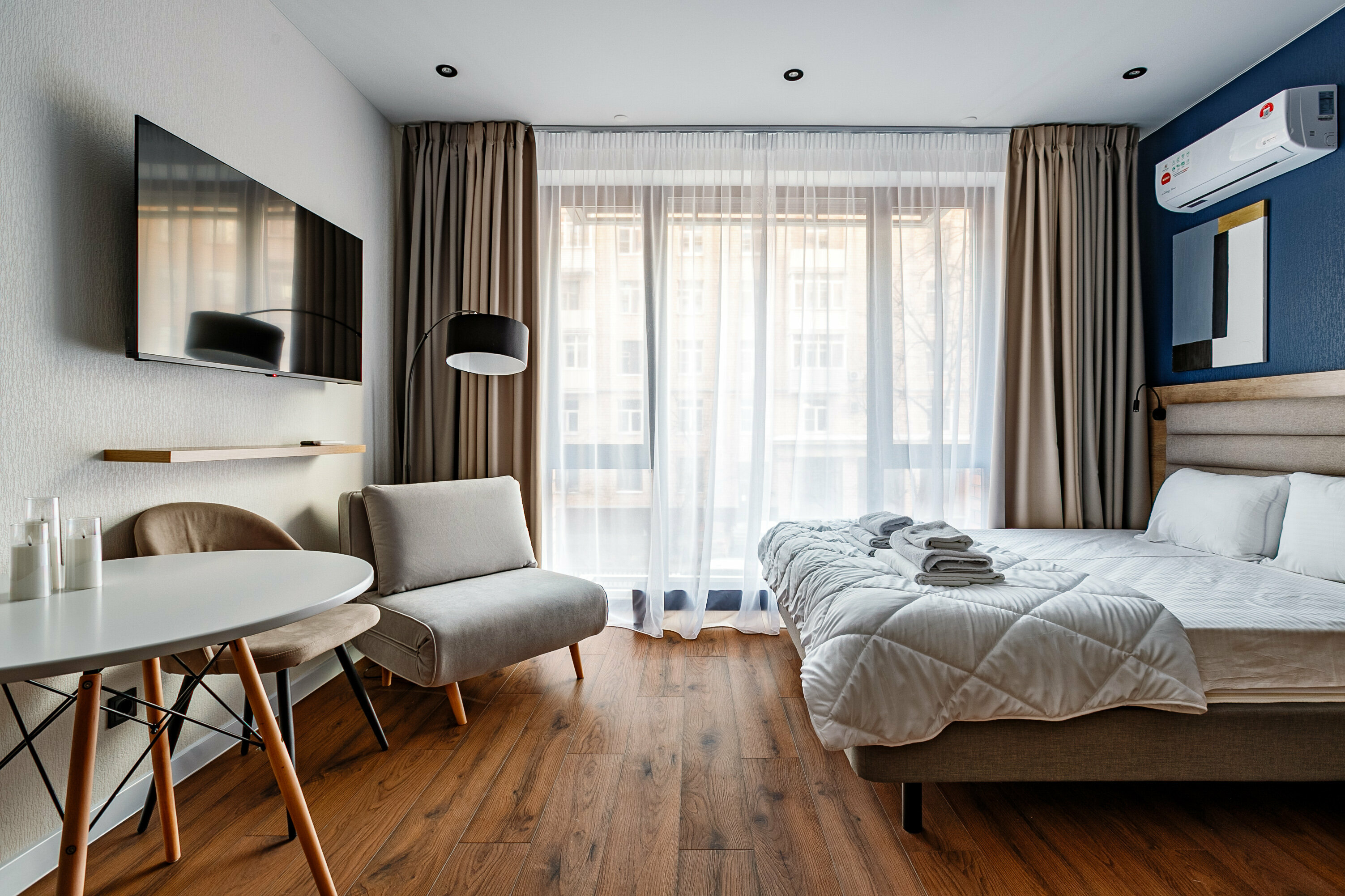 Большой двухместный номер с 1 кроватью