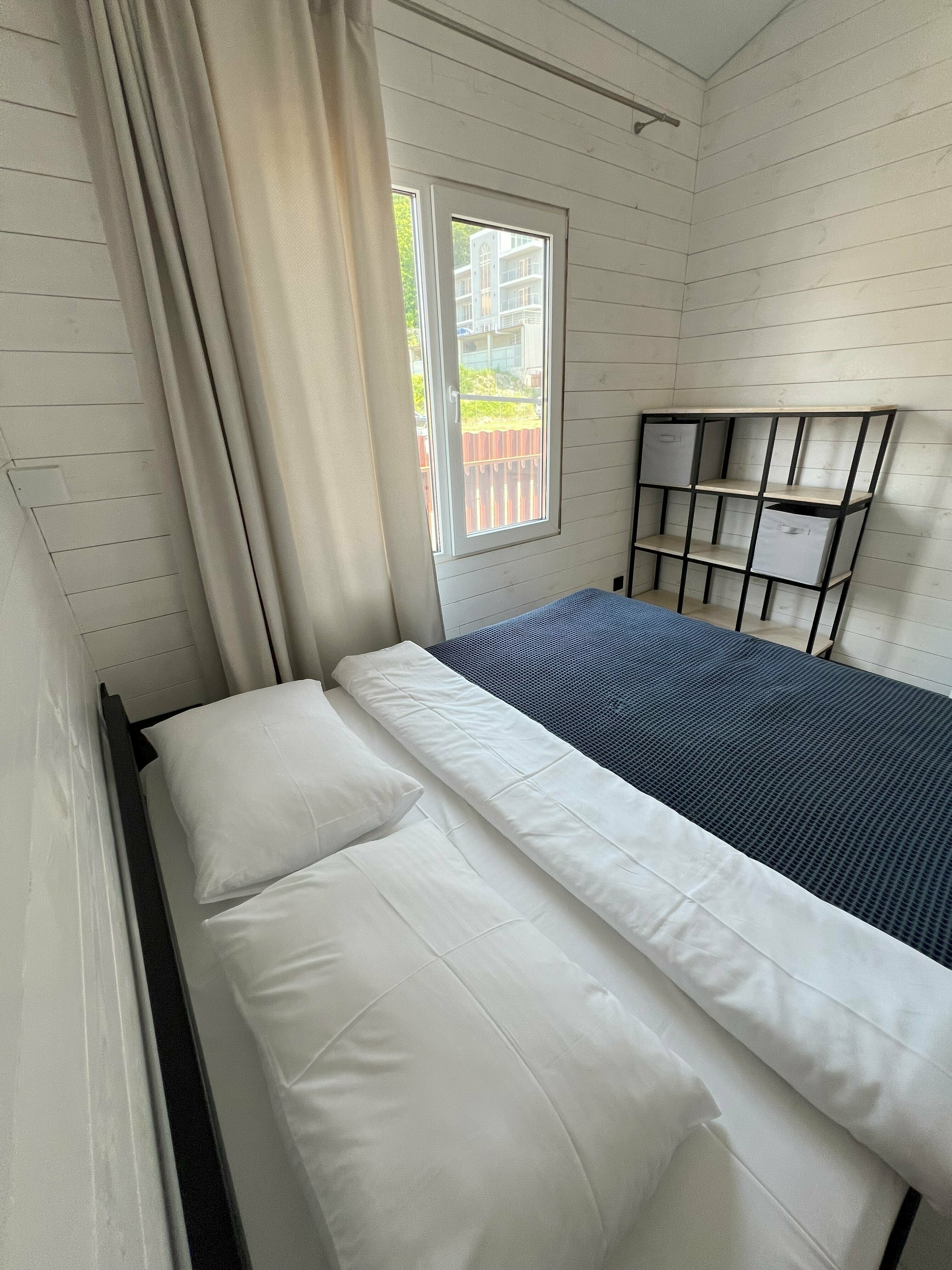 Делюкс четырехместный двухкомнатный №5