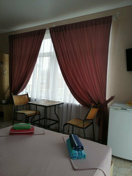 №8 2-х мест. улучшенный с панорамным окном, балконом с видом на горы  (доп. местом кресло кровать)