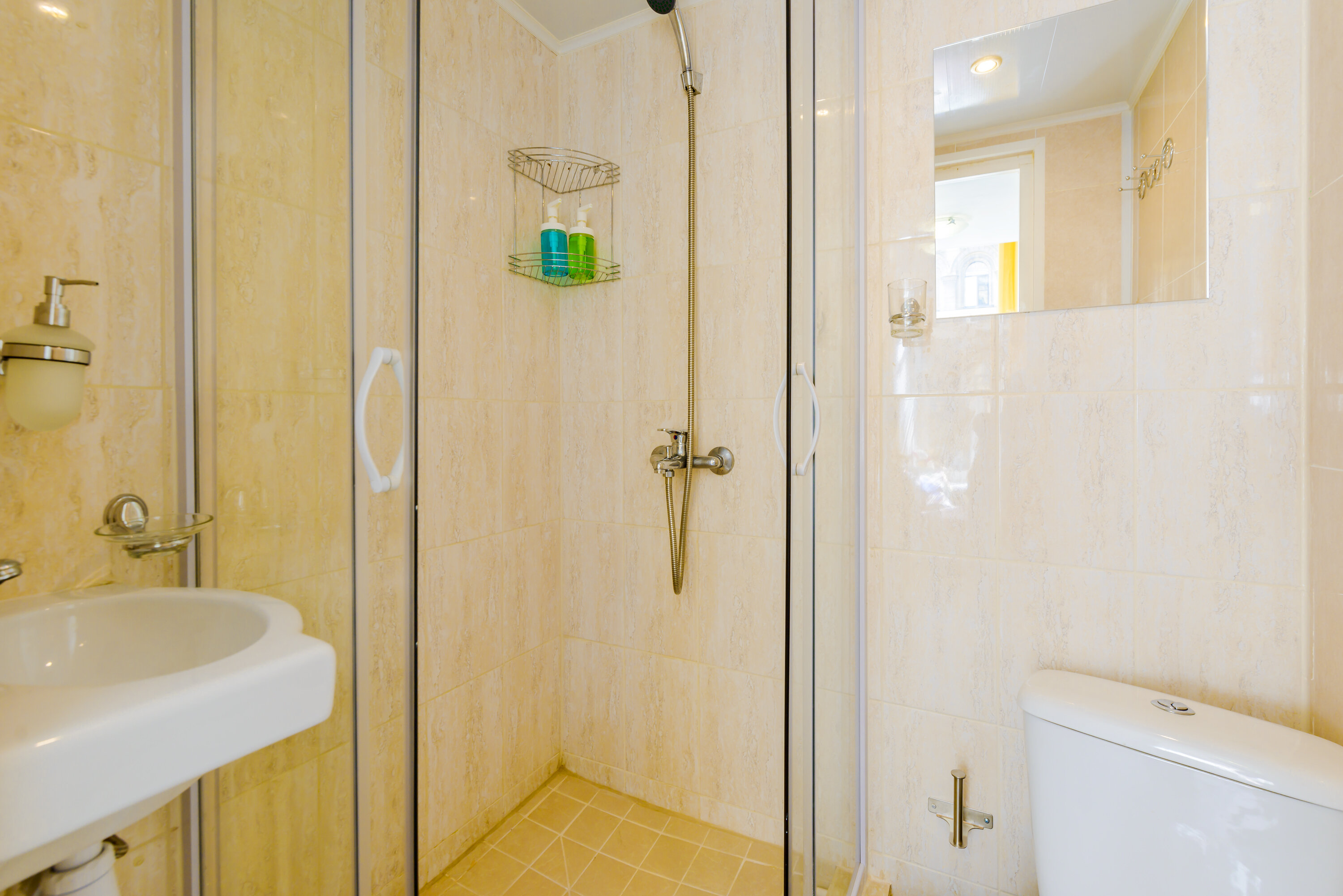 Уютные двухместные студии "Ассоль" и "Каюта капитана"