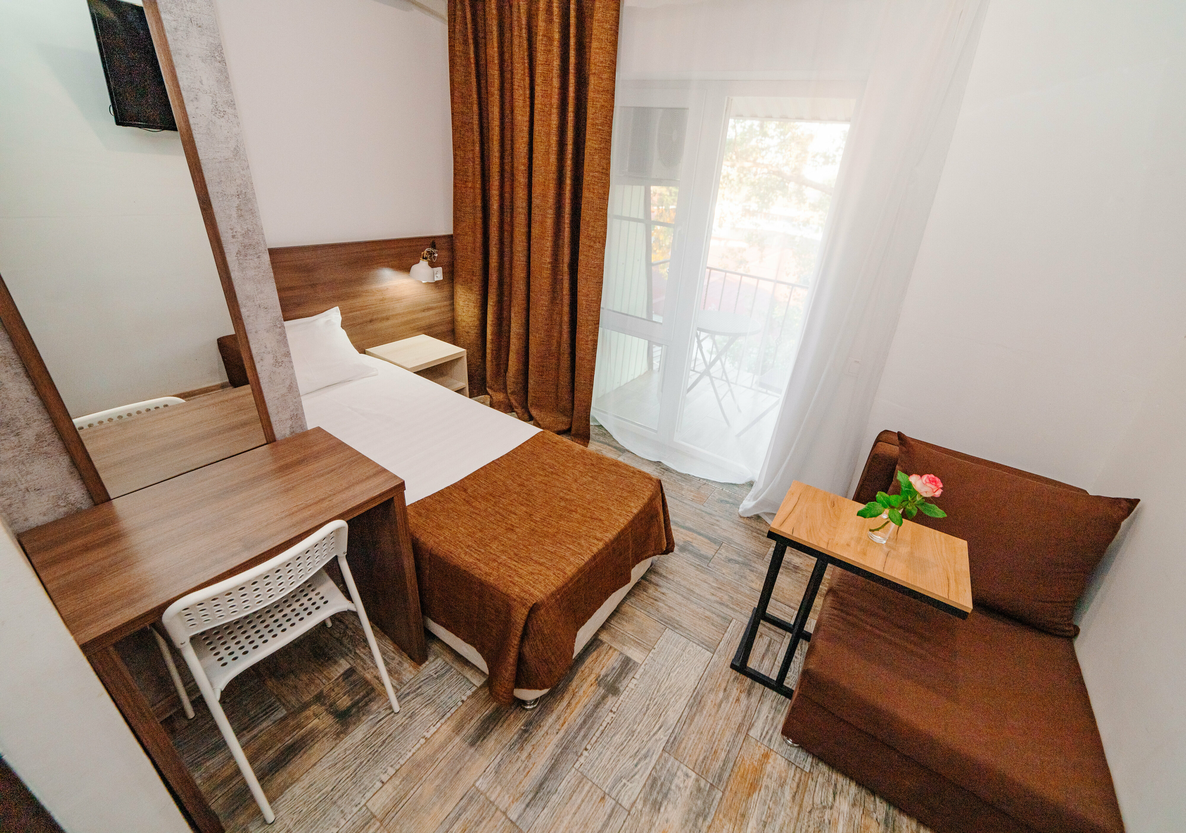 Одноместный номер с балконом