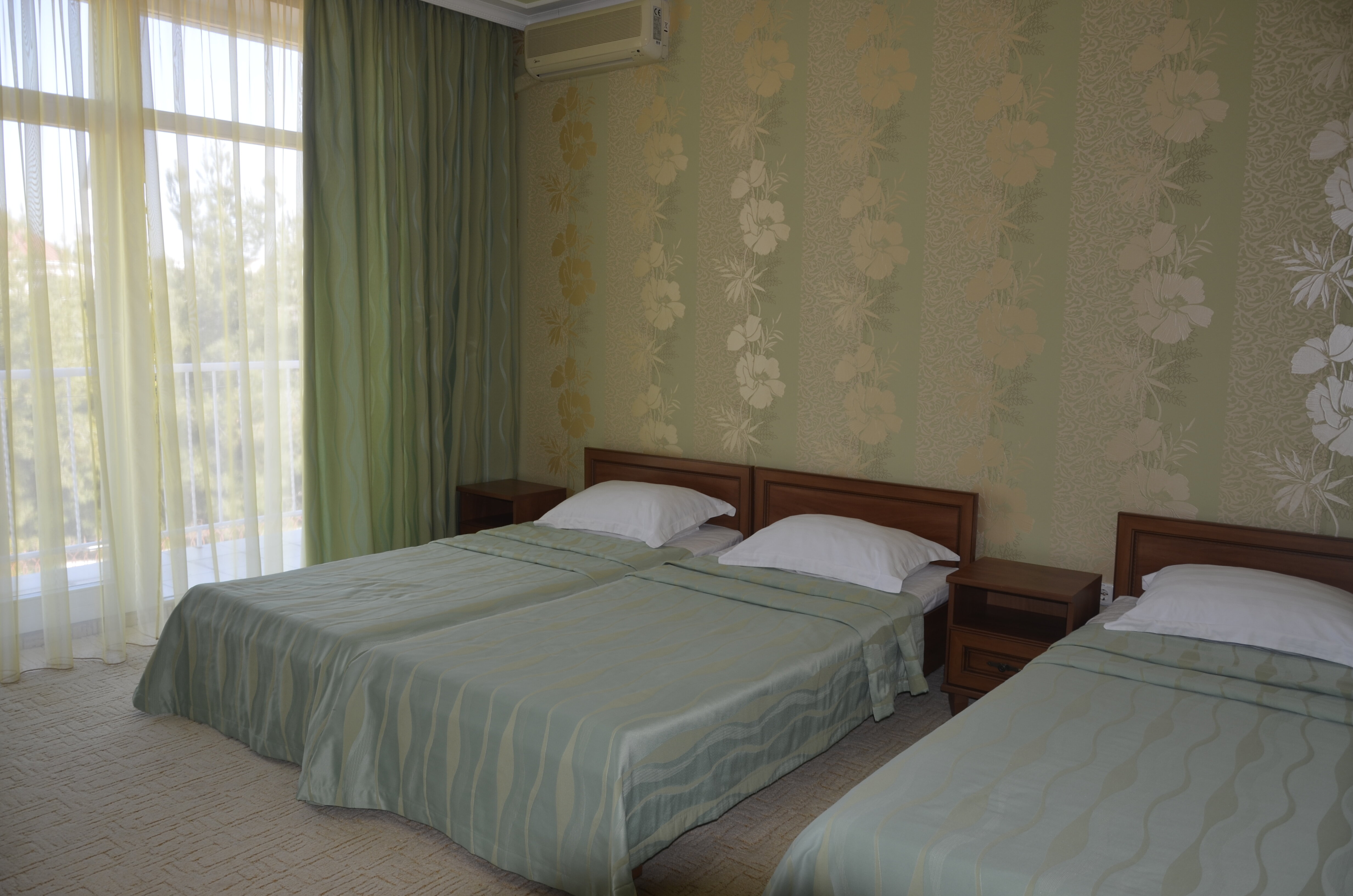 Стандарт трехместный