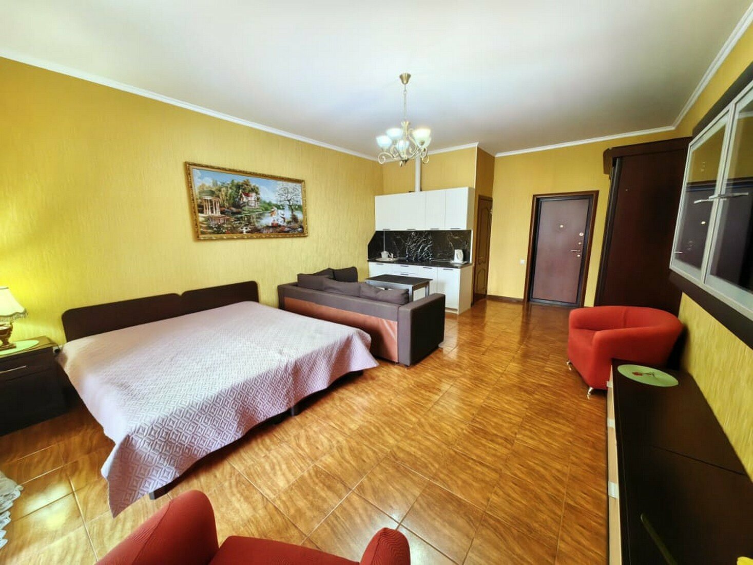 Апартаменты с балконом