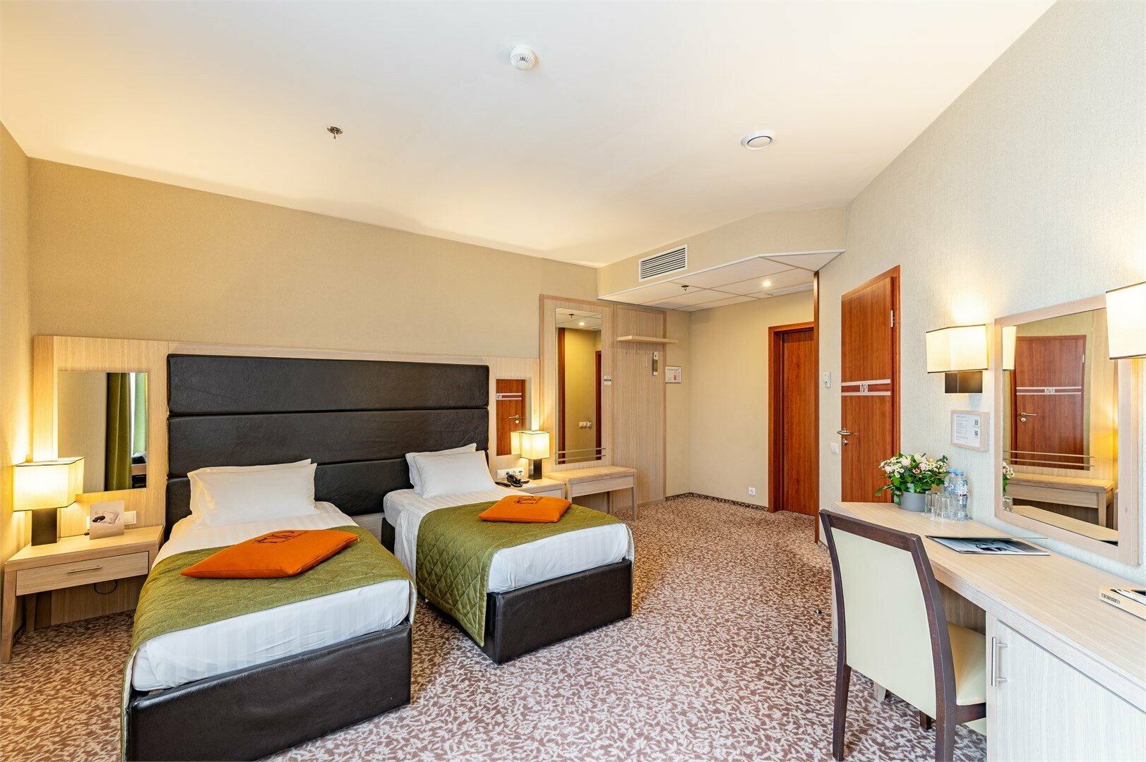 Улучшенный «Атриум» с раздельными кроватями