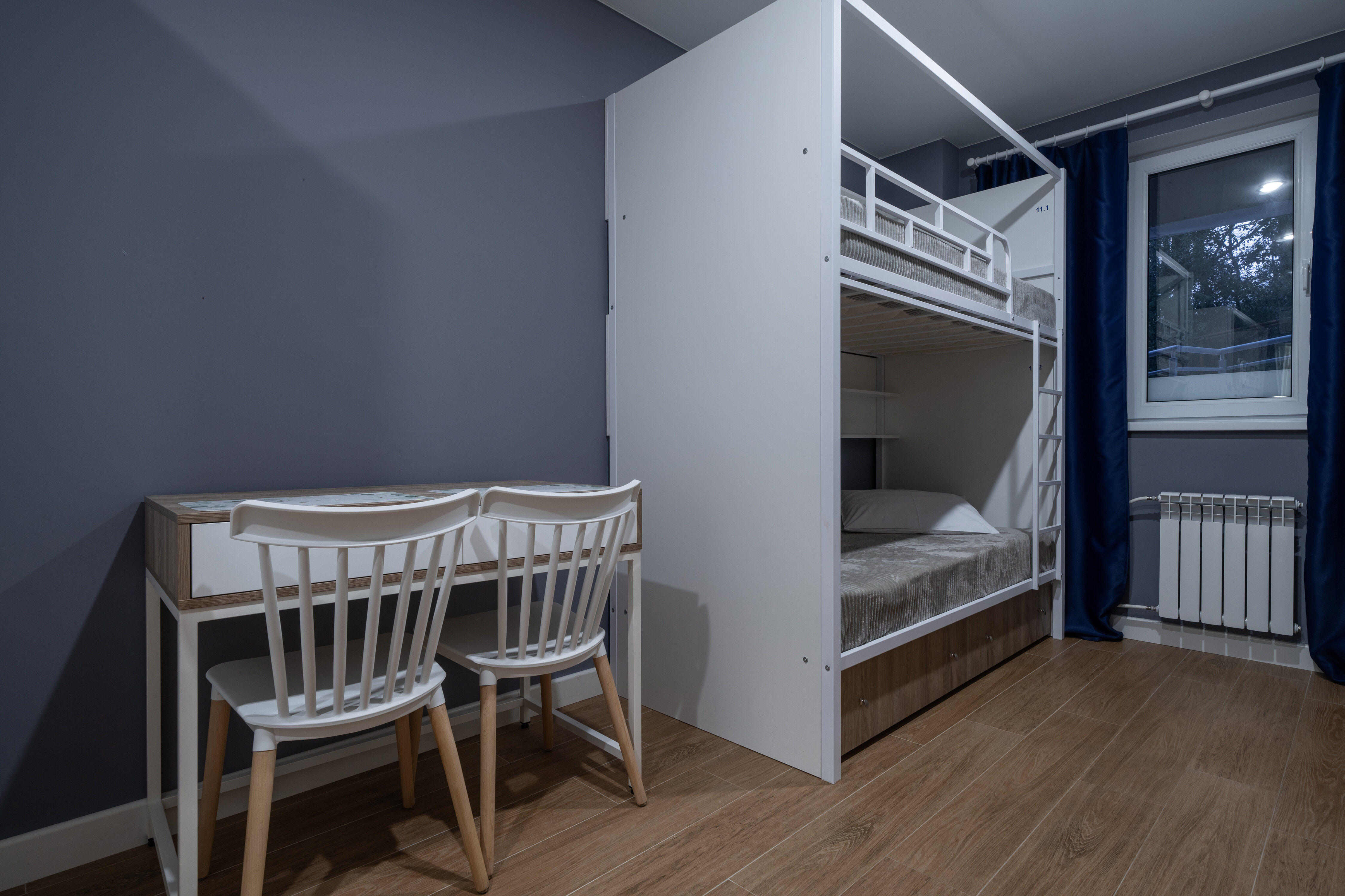 Кровать в общем 6-местном номере для женщин