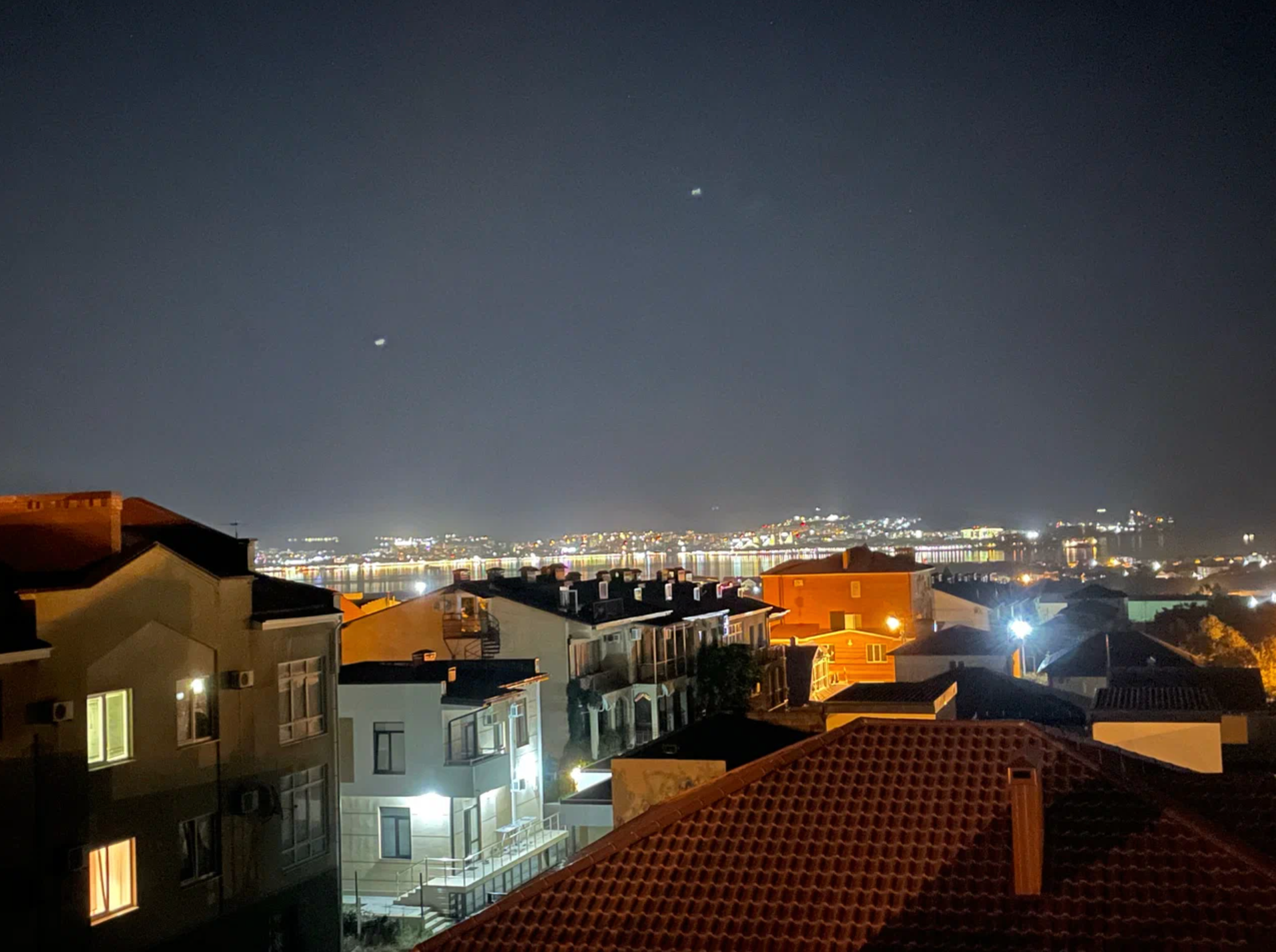 Cемейный номер с собственной ванной комнатой