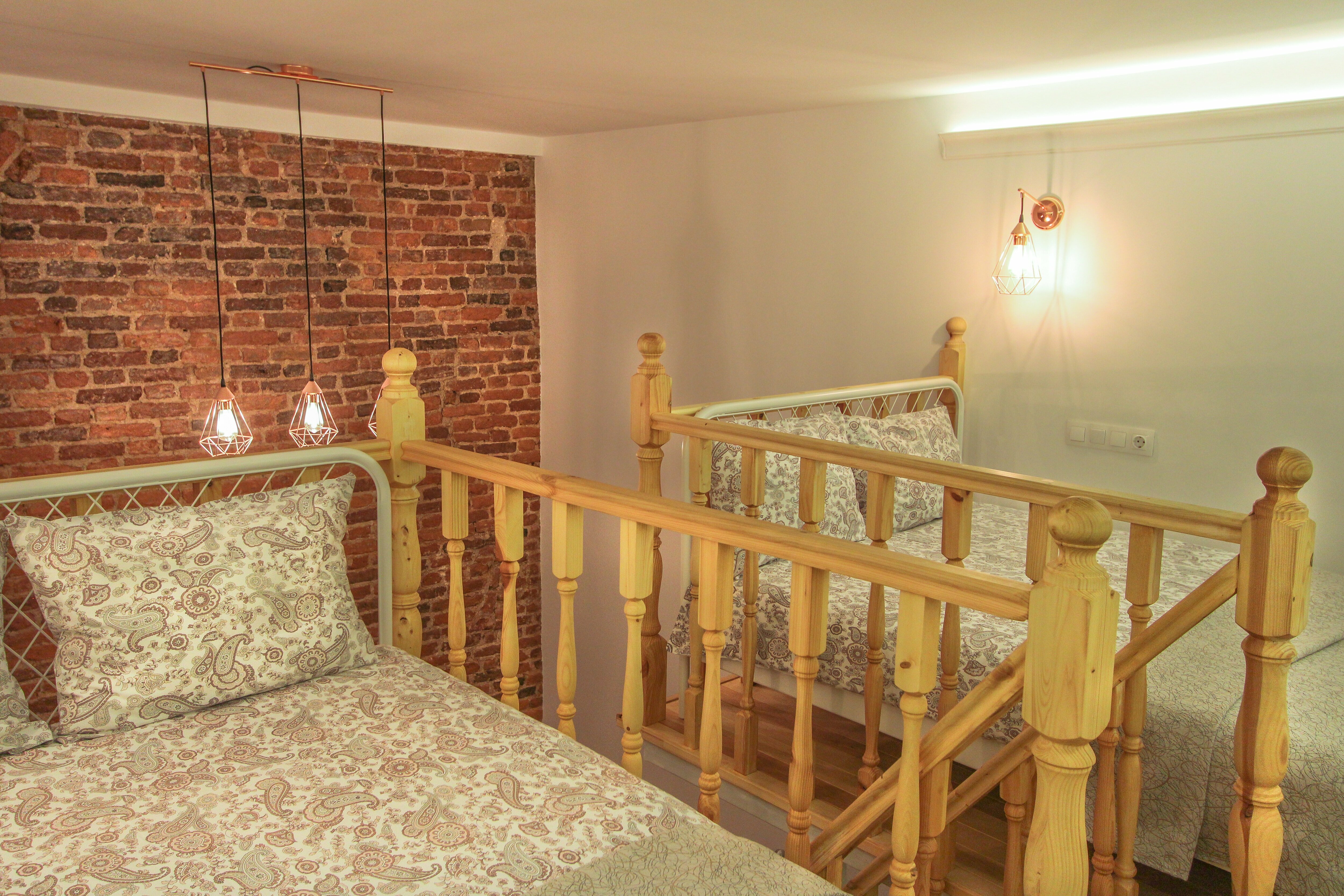 Апартаменты "Свой замок на Васильевском!" - просторная двухуровневая семейная студия (8)