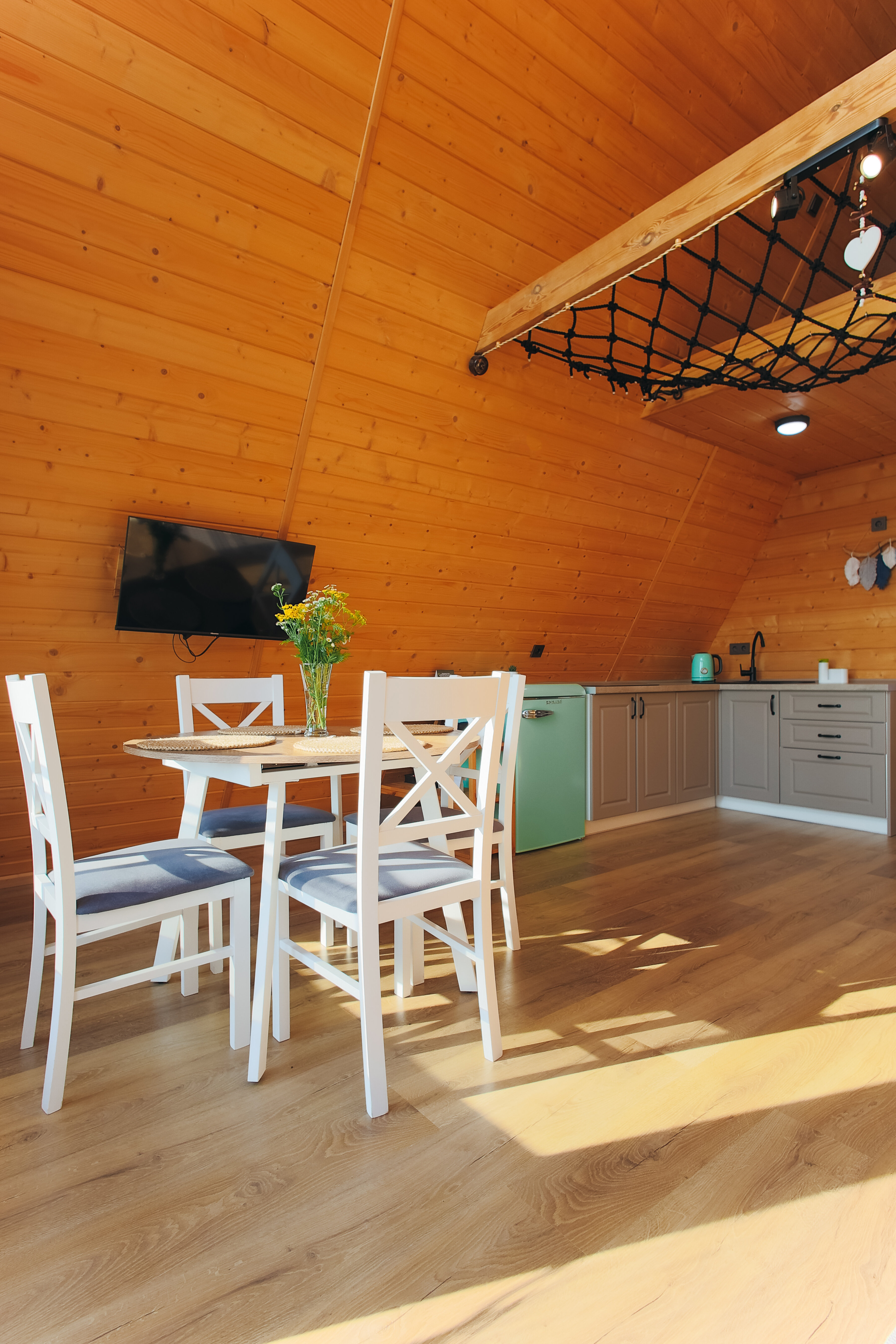 Дом с видом на озеро