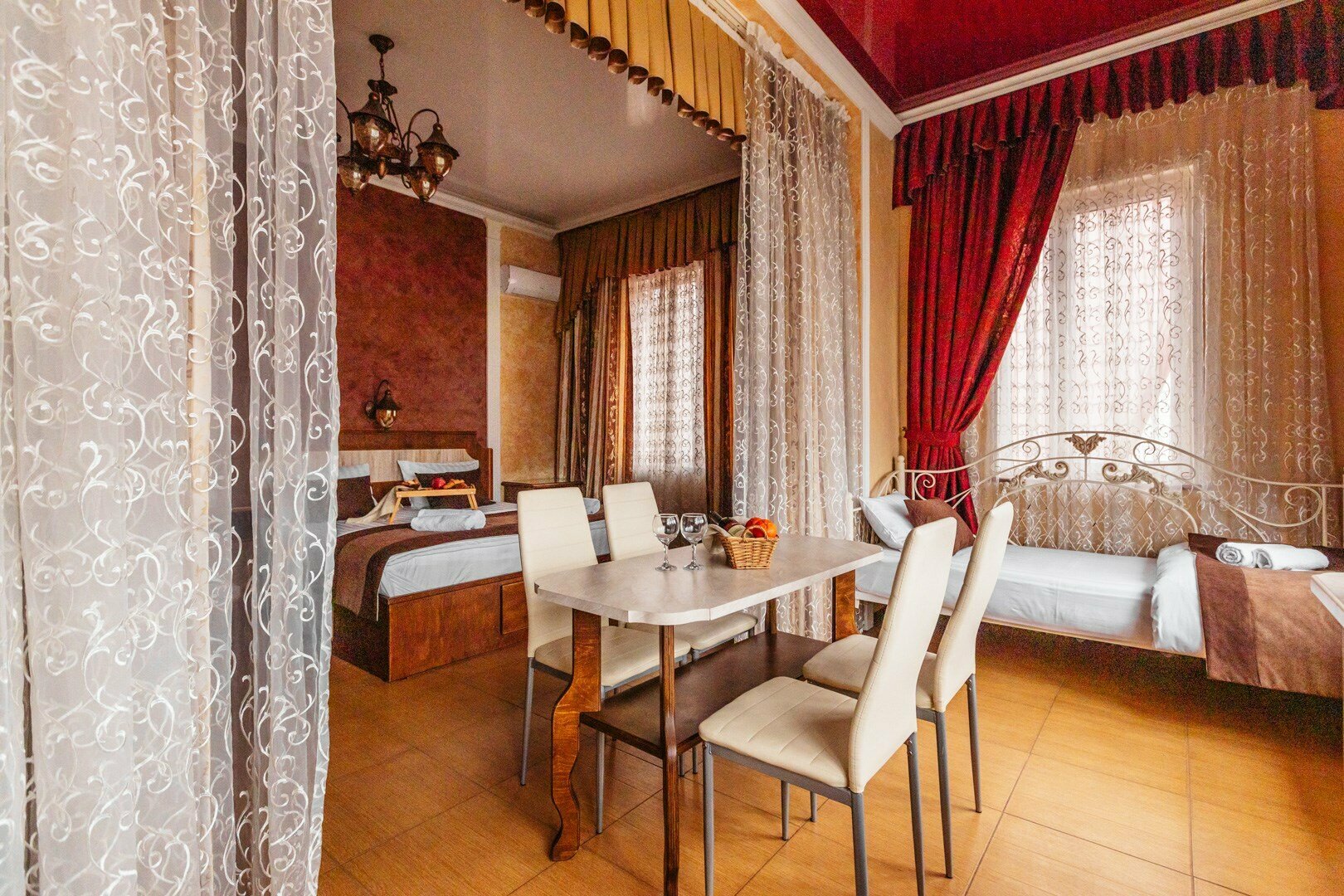 Апартаменты №235