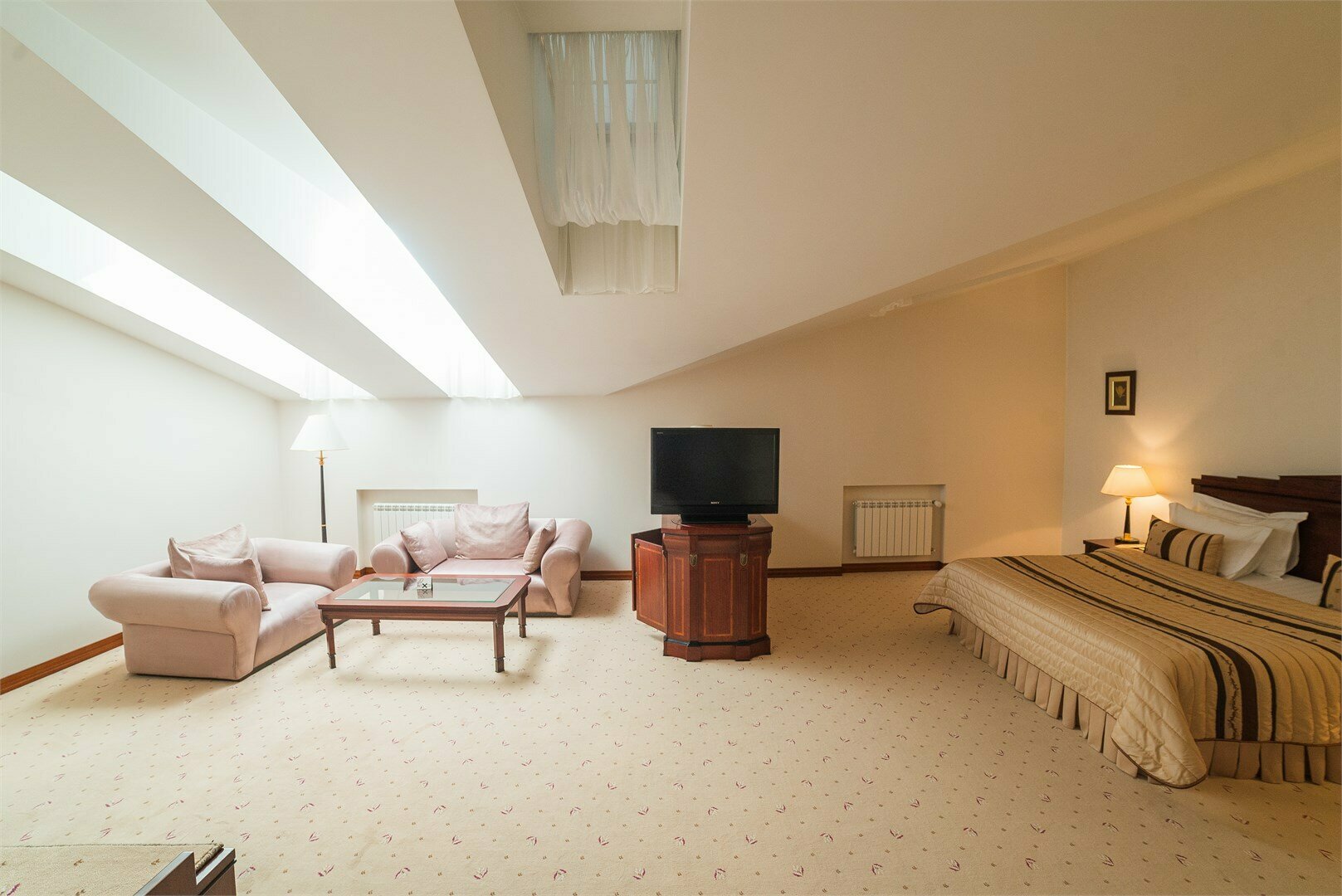 Полулюкс Мансарда