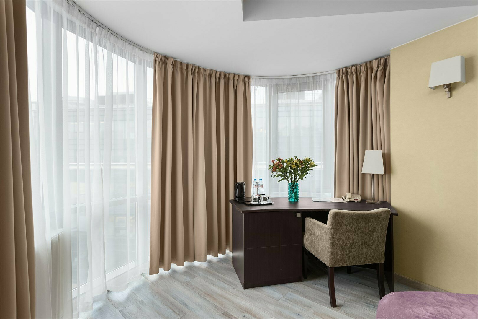 Супериор с одной большой кроватью