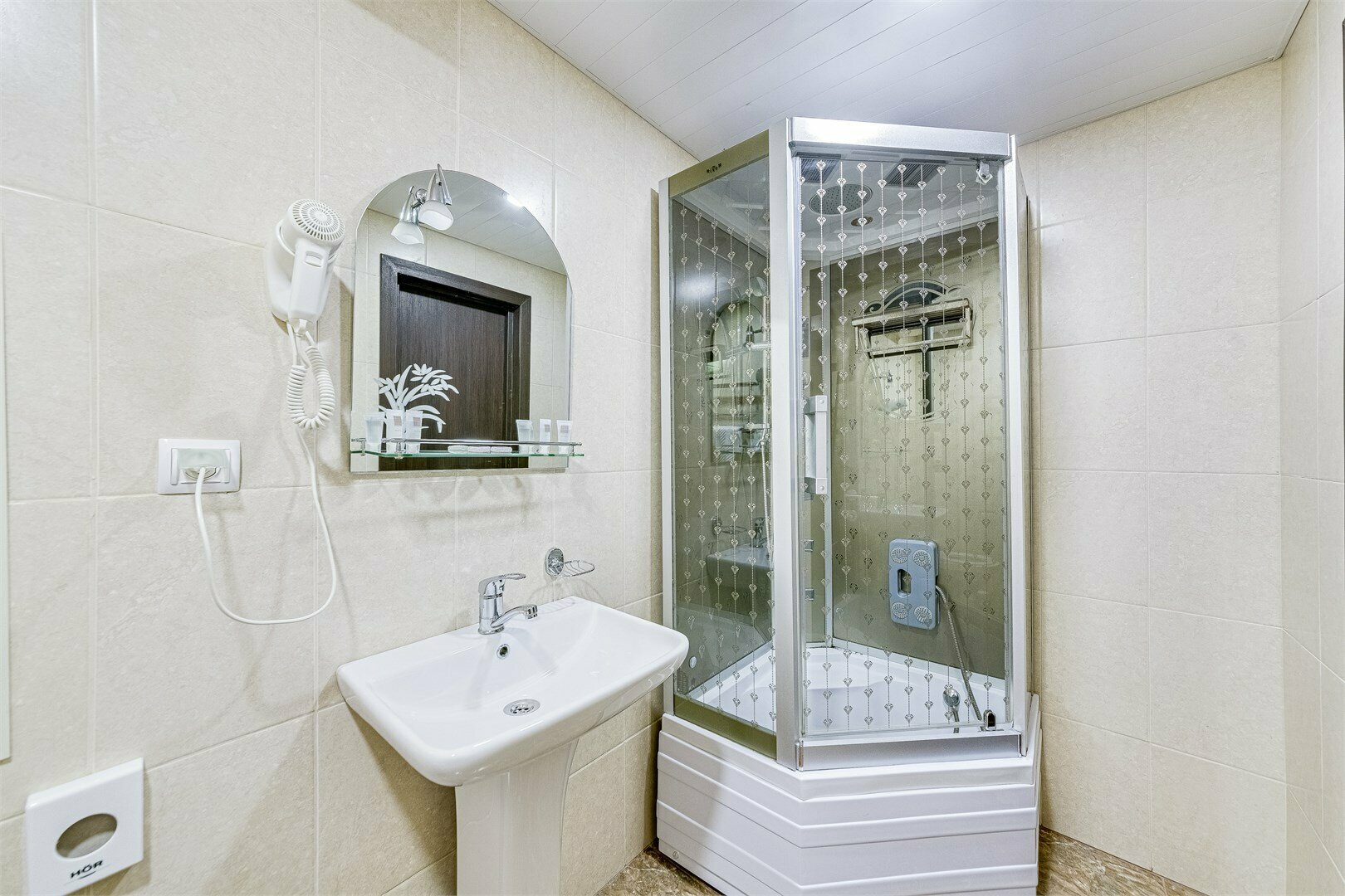 Полулюкс - двухкомнатный номер