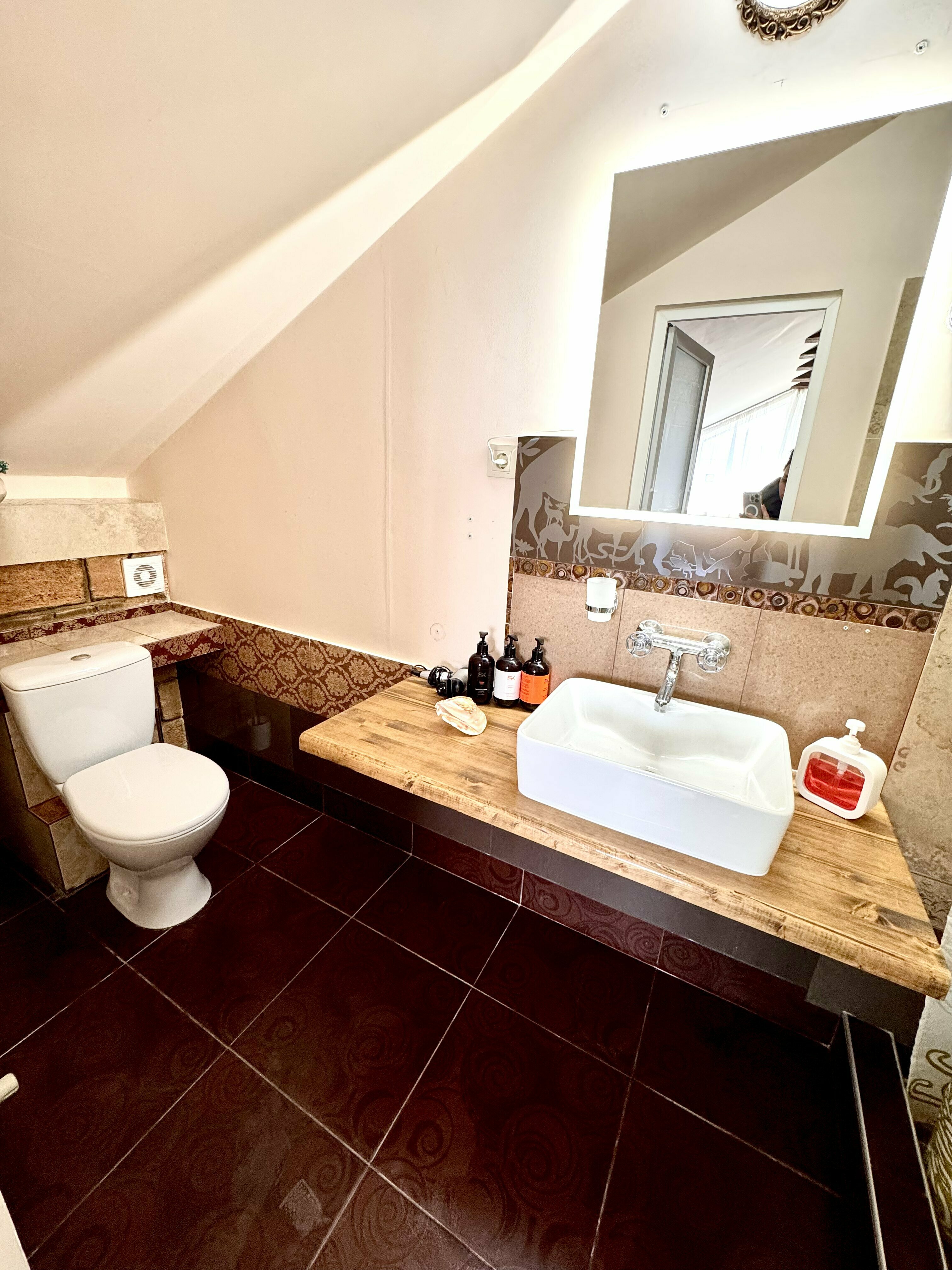 Трехместный номер Делюкс