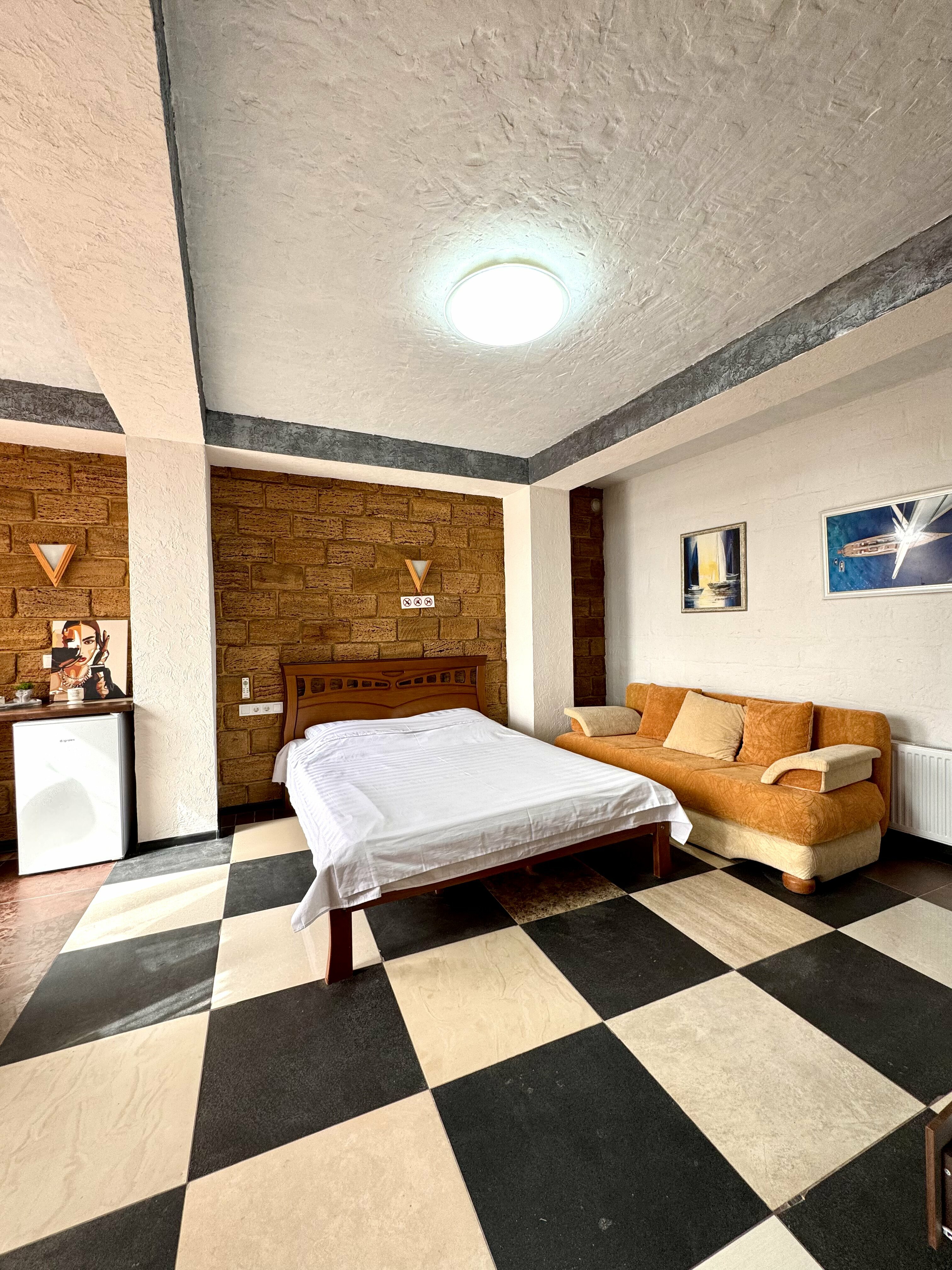 Люкс с балконом