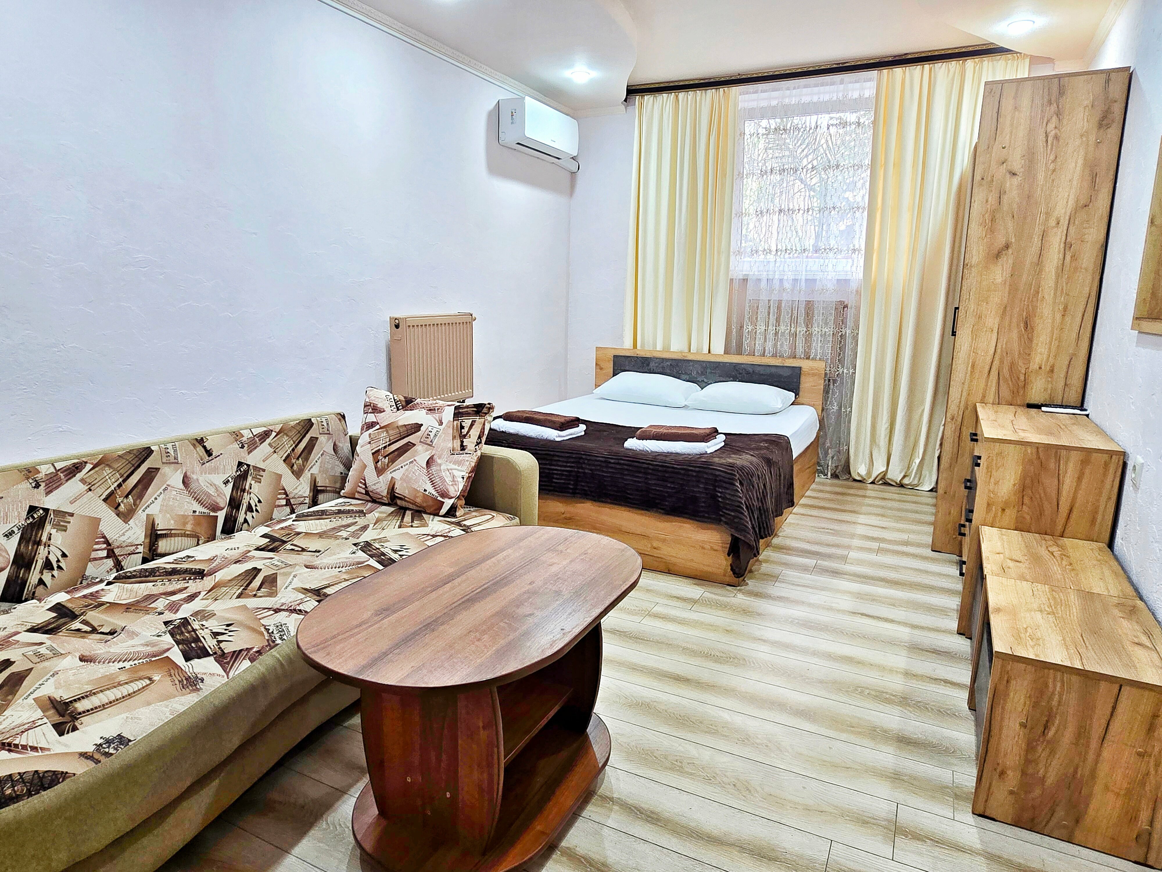 1. Номер на 2-4чел. (цокольный этаж, общий сан.узел на 2 комнаты)