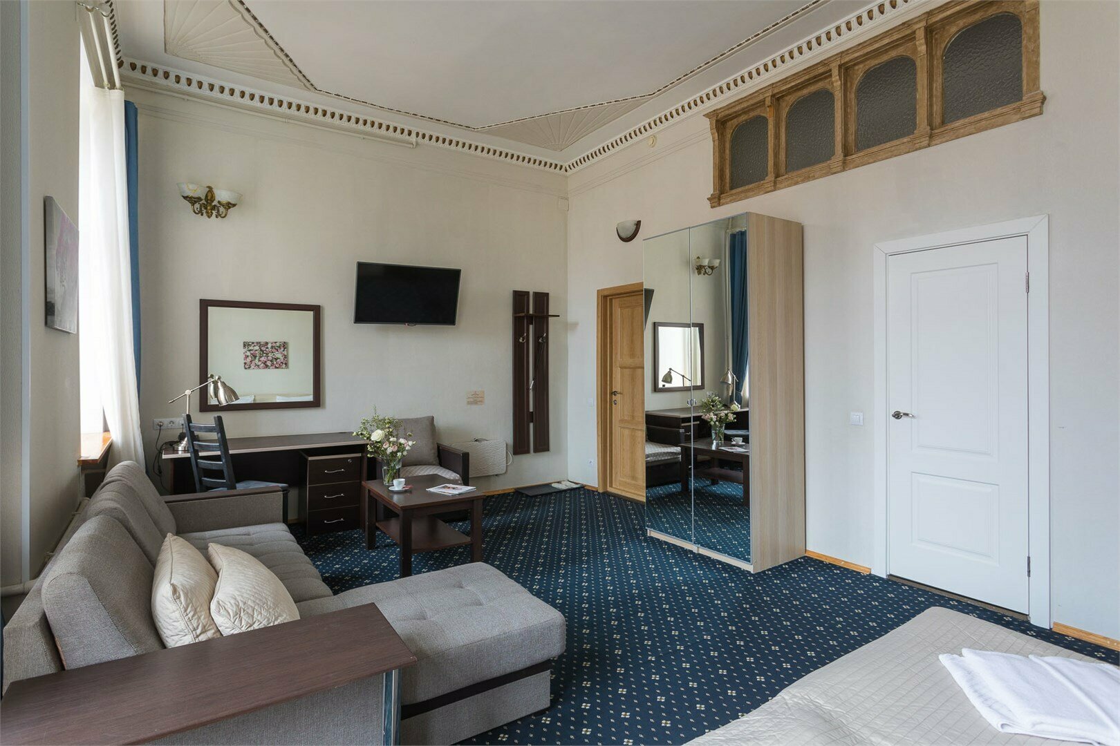 Премиум с Балконом