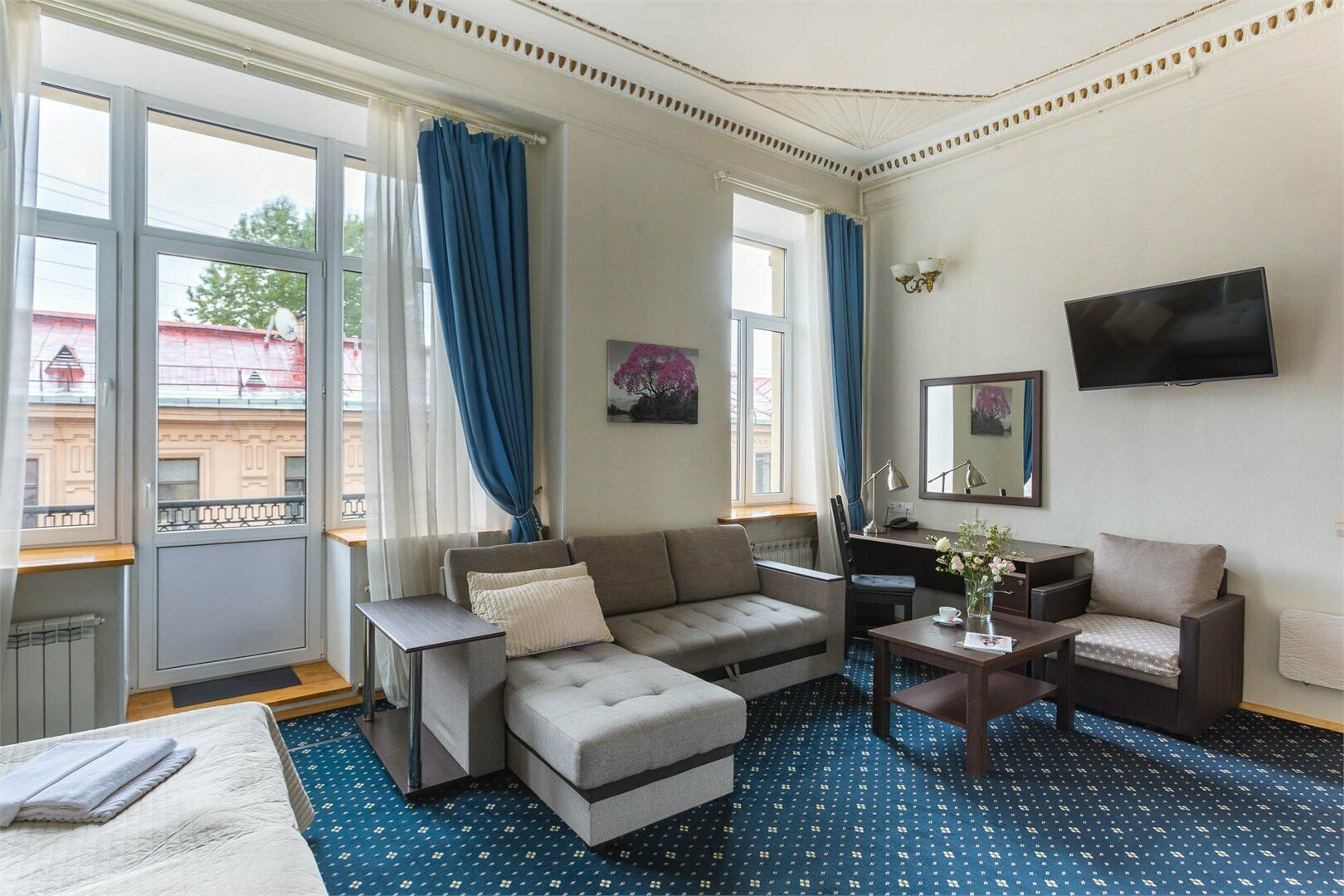 Премиум с Балконом