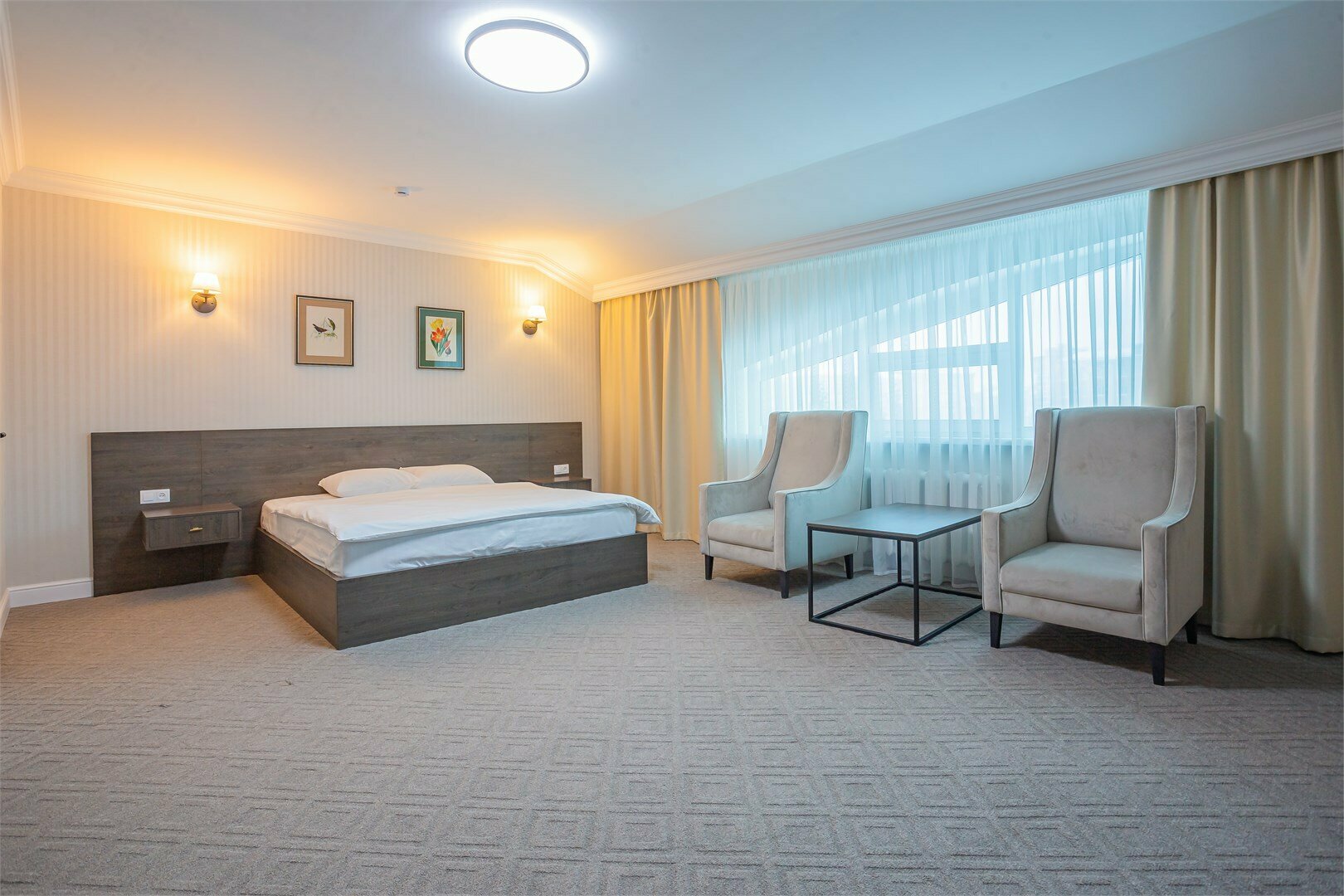 Улучшенный двухместный номер с 1 кроватью