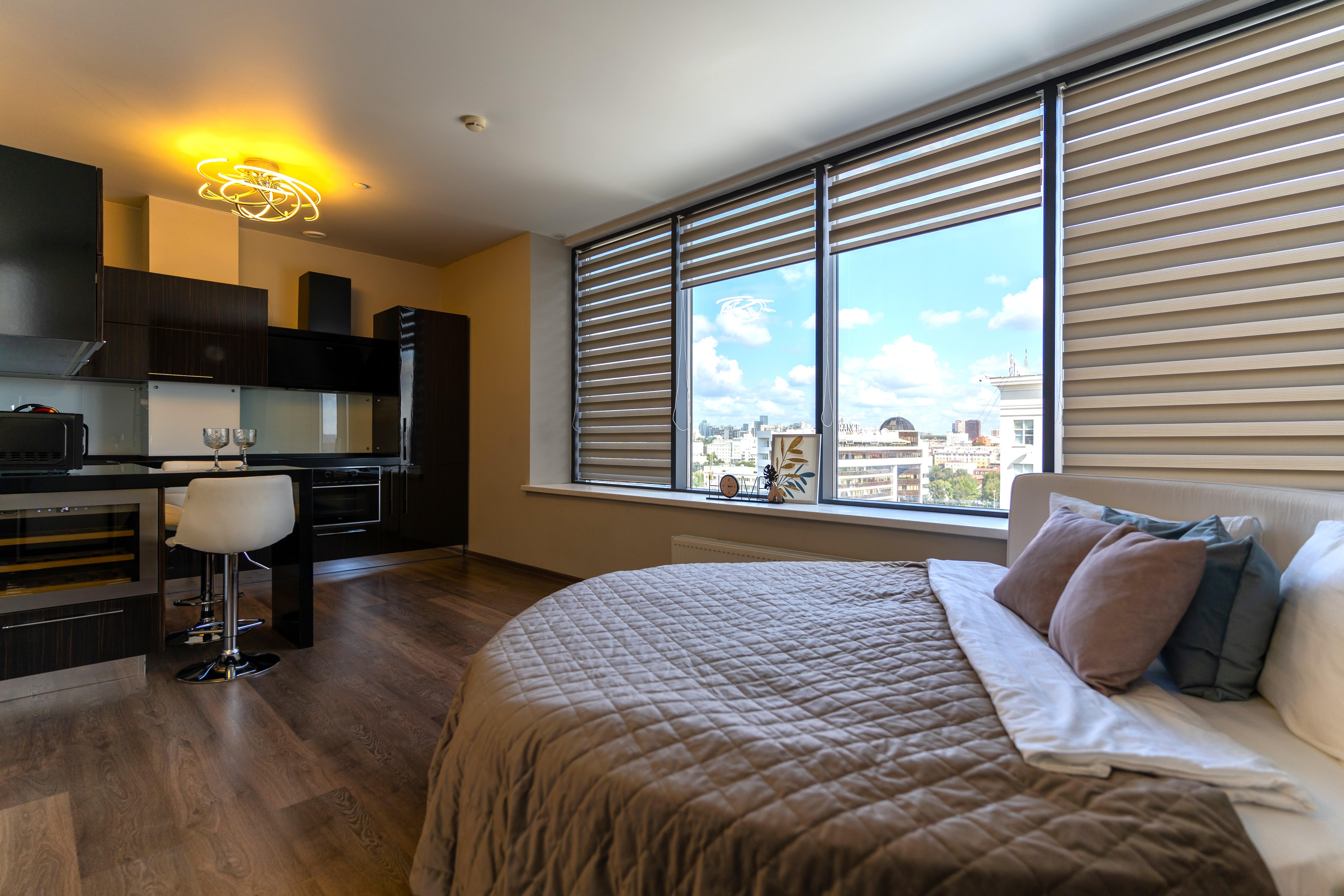 10. Угловой люксовый апартамент с круглой кроватью (19)