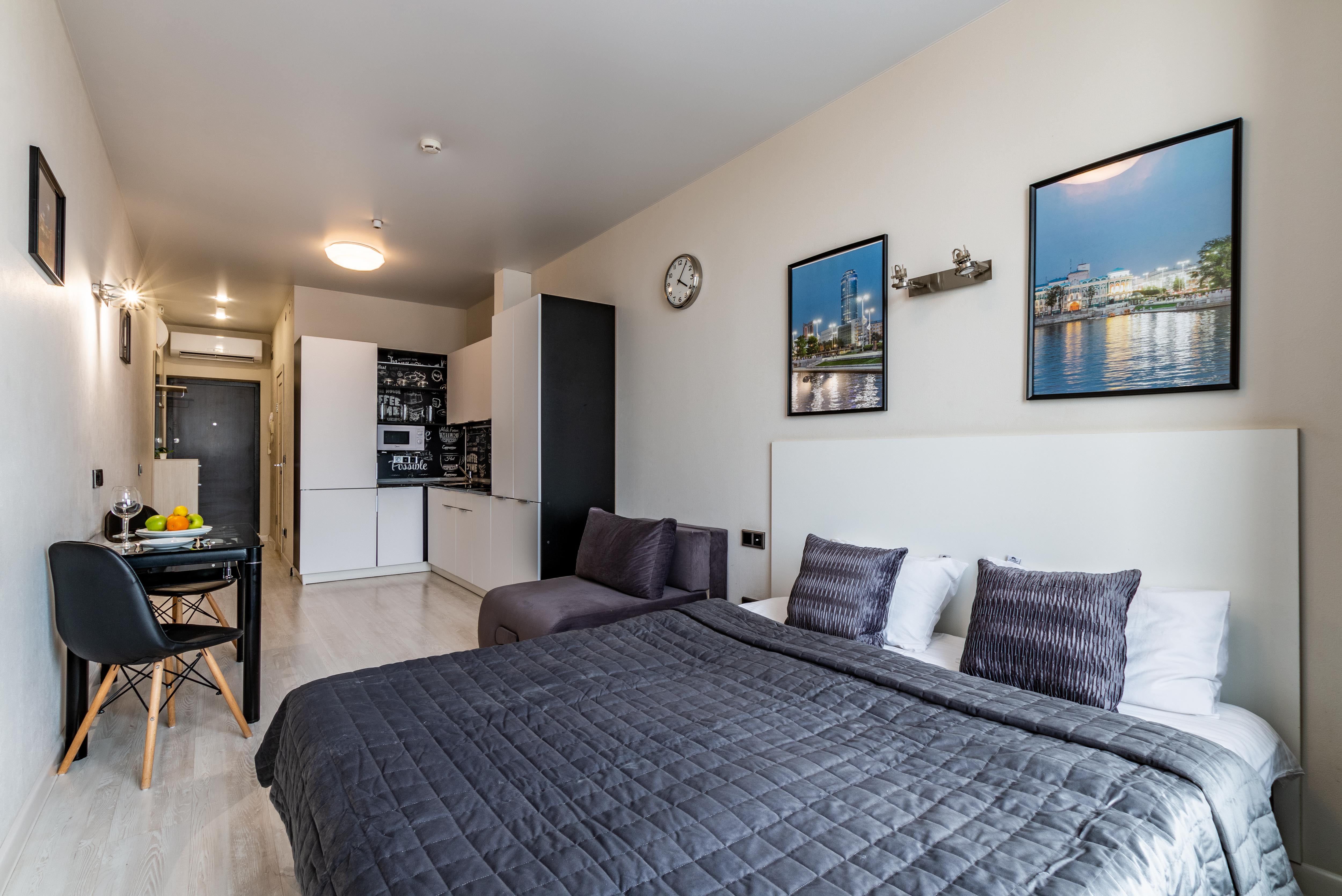 11. Улучшенный трёхместный номер (14)