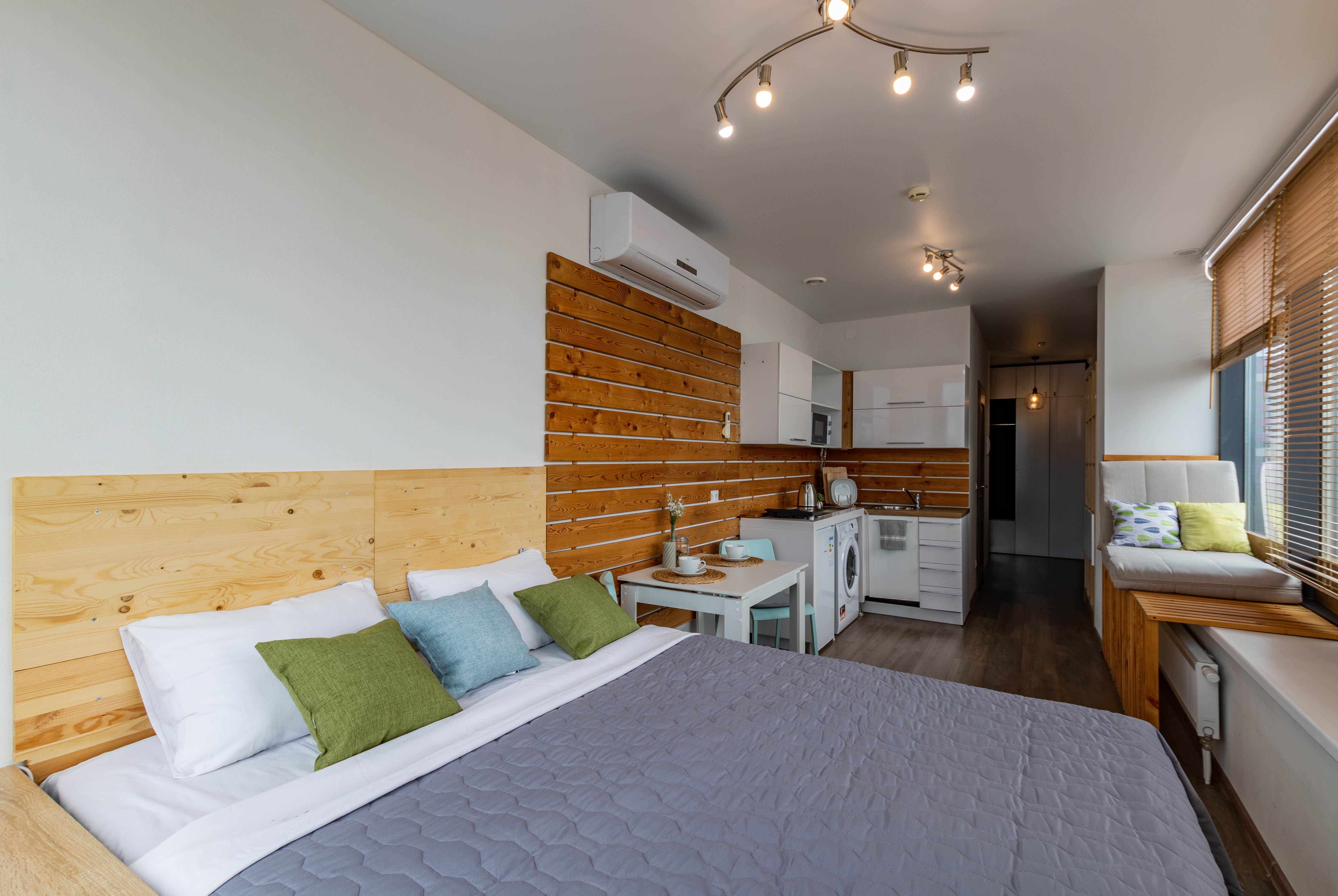 8. Угловой апартамент в эко-стиле (03)