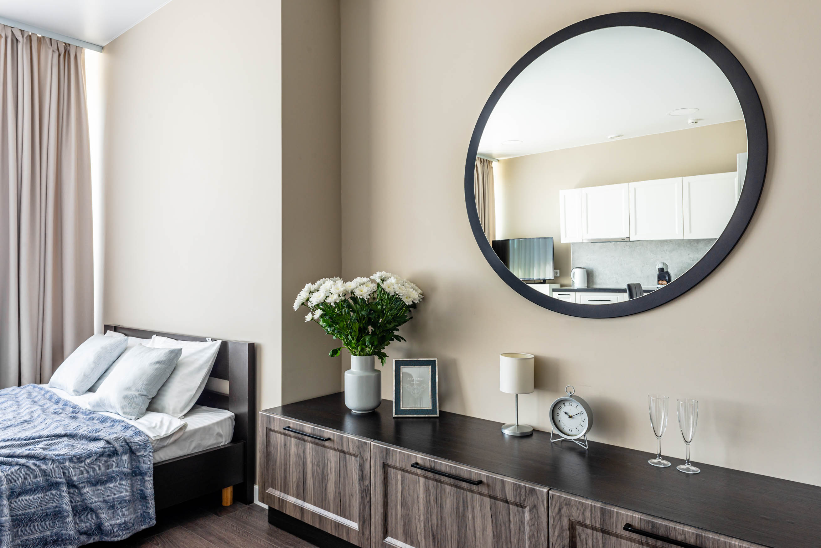 14. Люксовый апартамент для пары с видом на город (01)