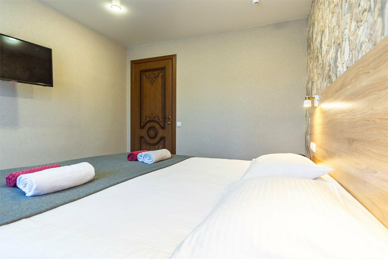 Улучшенный номер с кроватью размера «king-size» или 2 отдельными кроватями