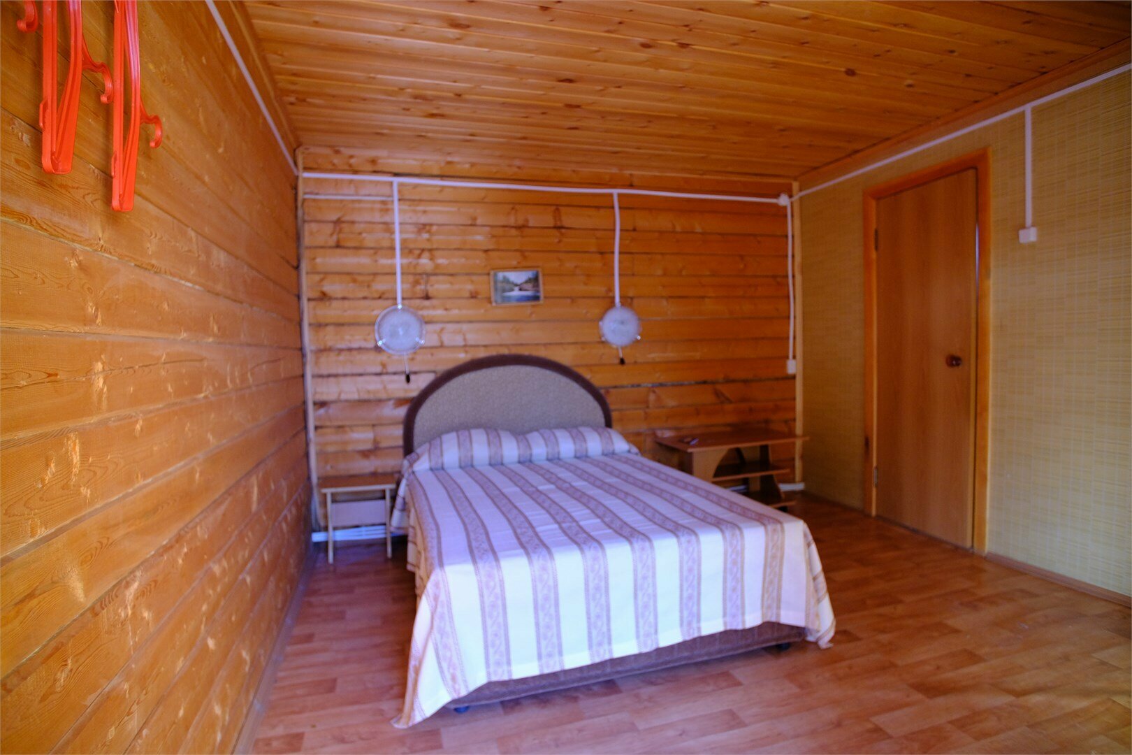 Стандарт с одной двуспальной кроватью (2 / 1,2)