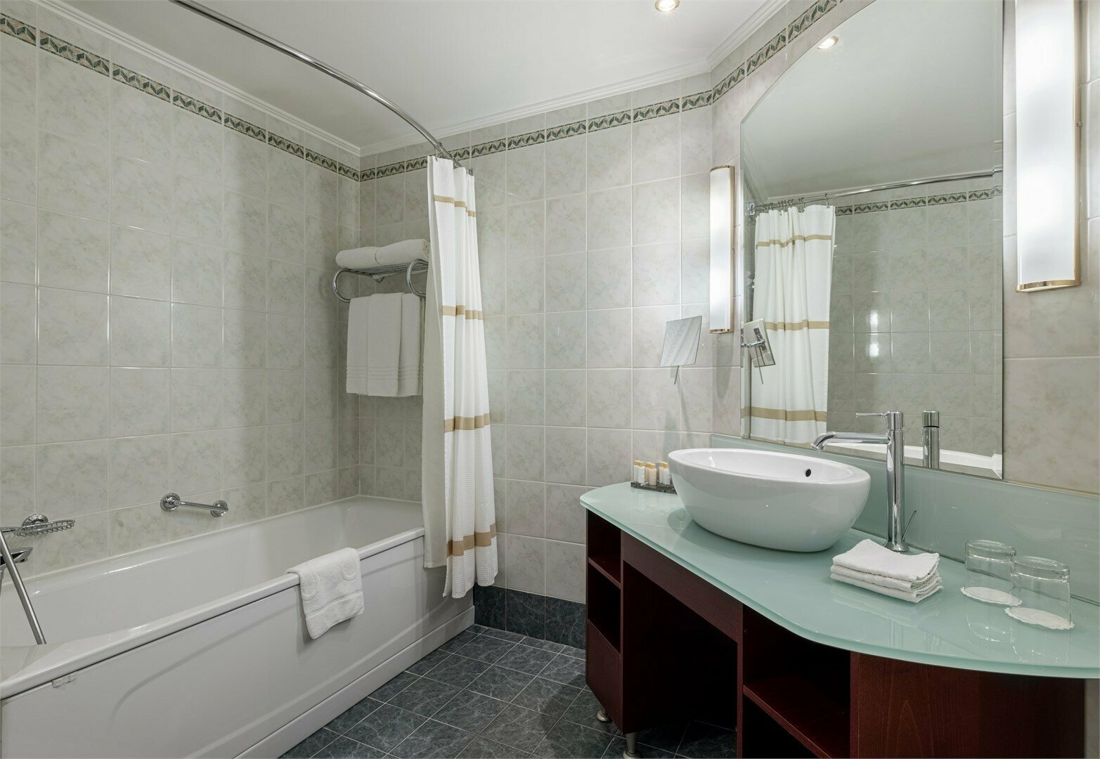 Полулюкс с доступом в представительскую гостиную