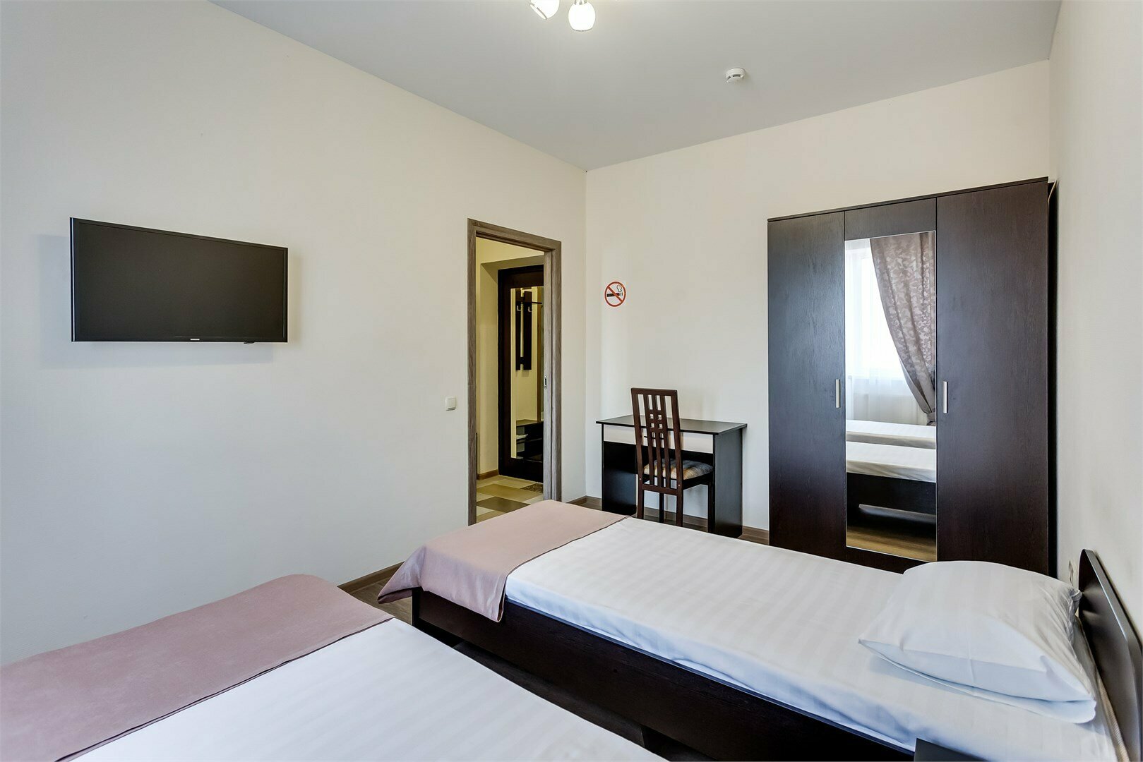 Апартаменты Делюкс Твин с балконом со своим санузлом и кухней