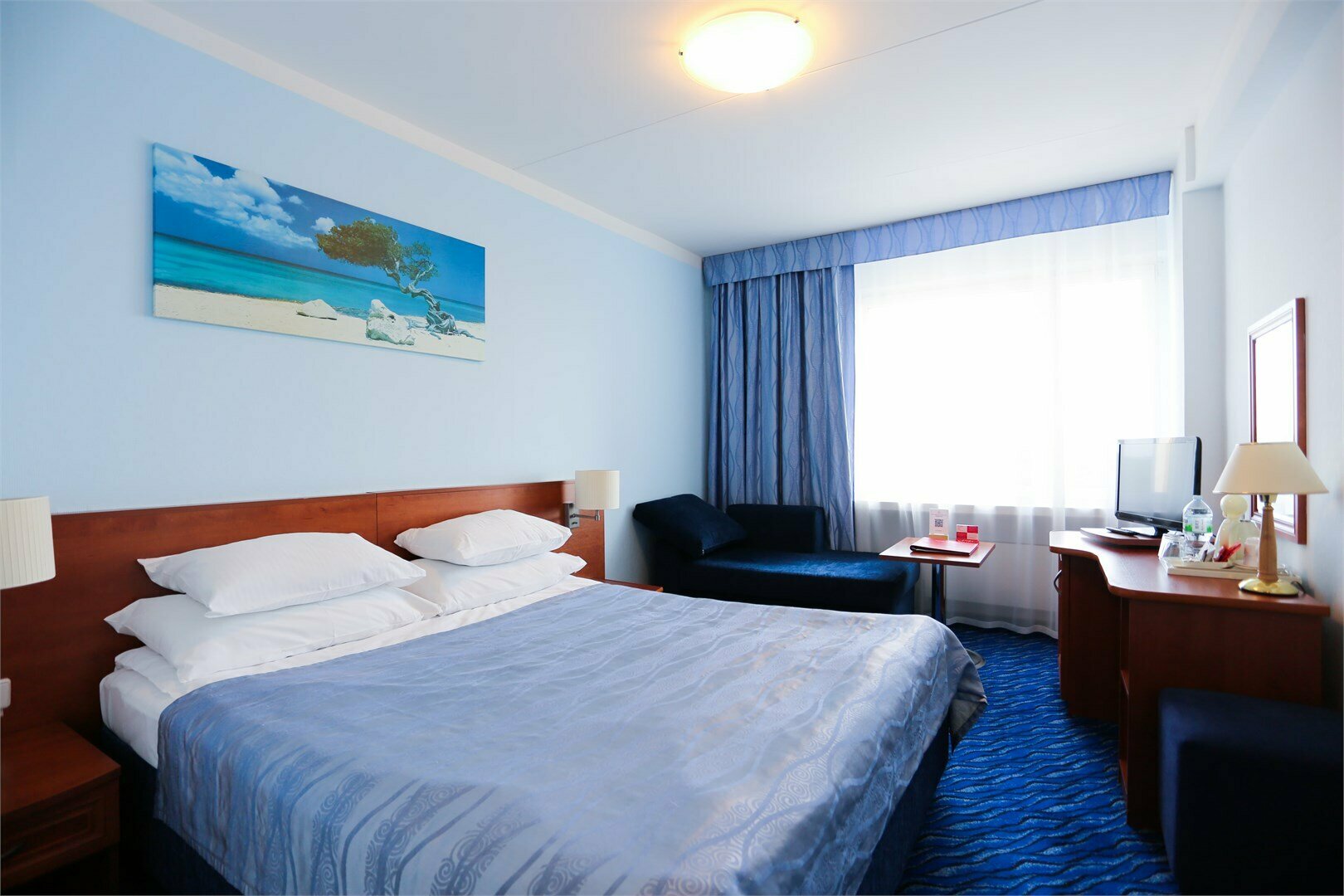 Стандарт с большой кроватью