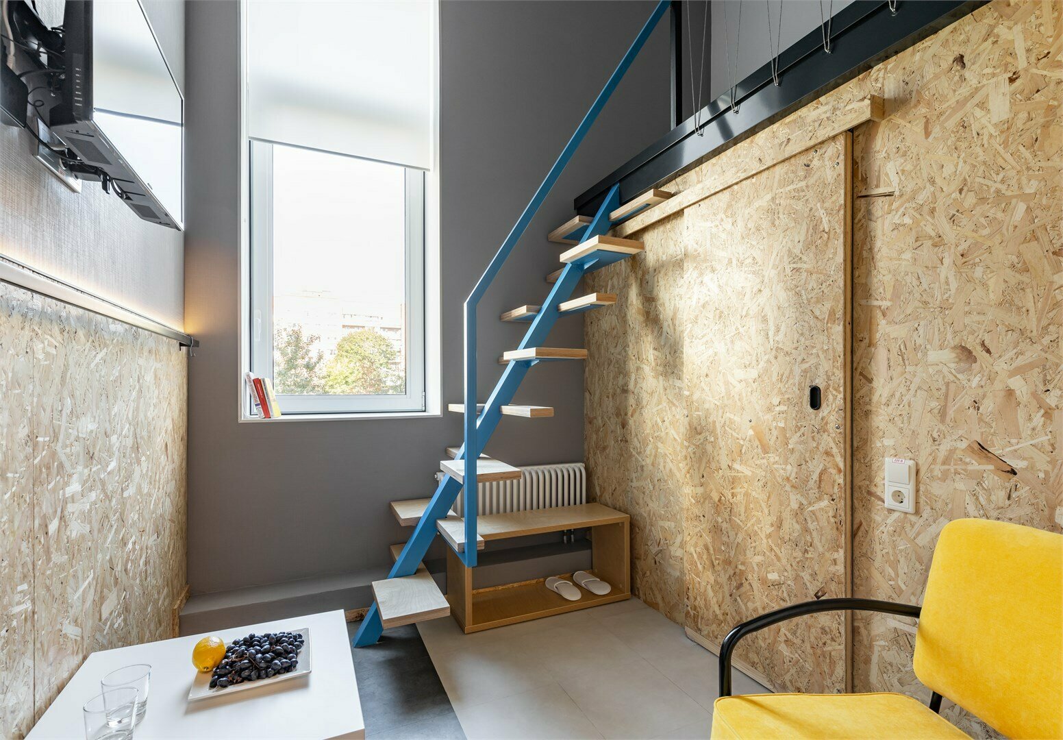 Дизайнерские двухуровневые апартаменты "Экстер"