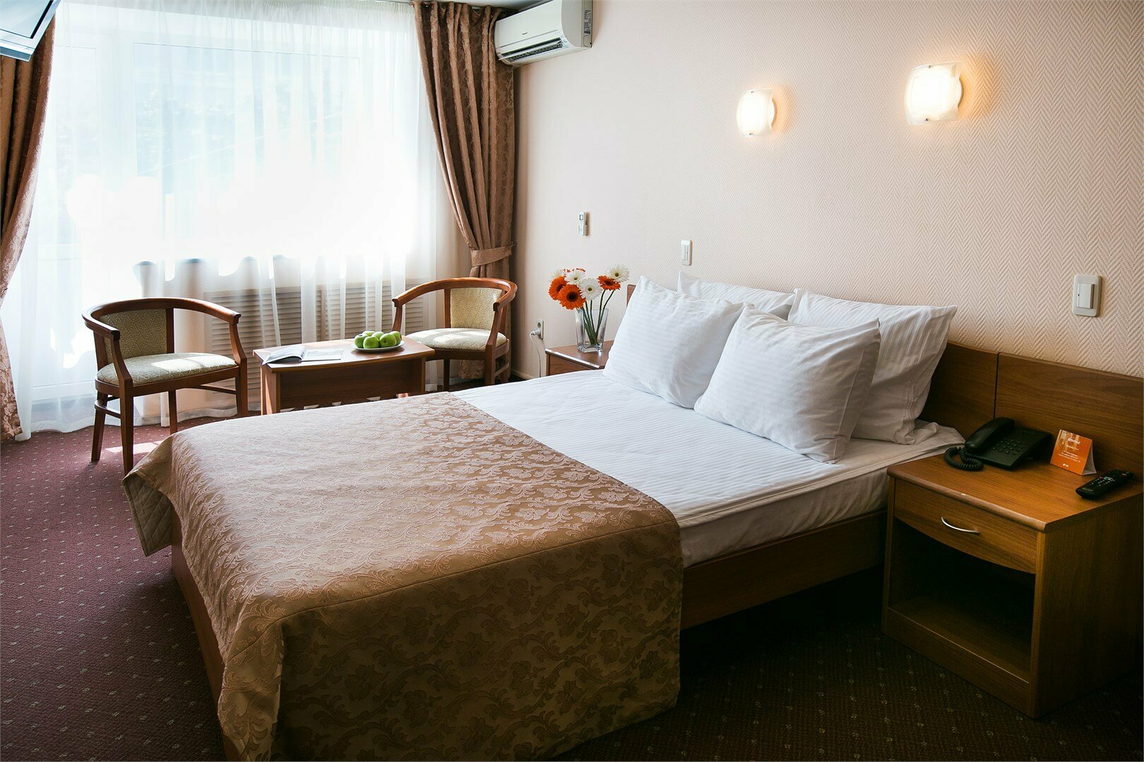 Двухместный номер с 1 кроватью и балконом