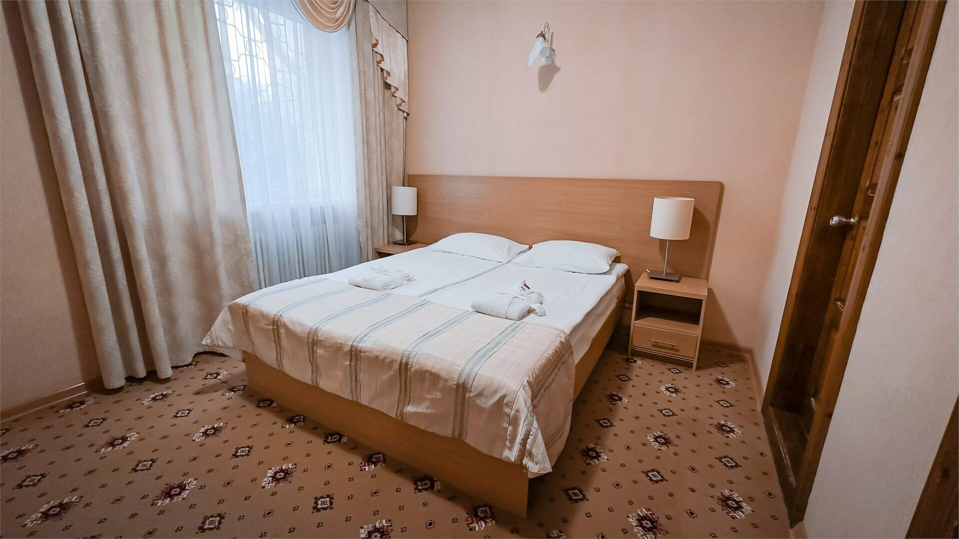 Коттедж Двухэтажный (№6005, №6006)