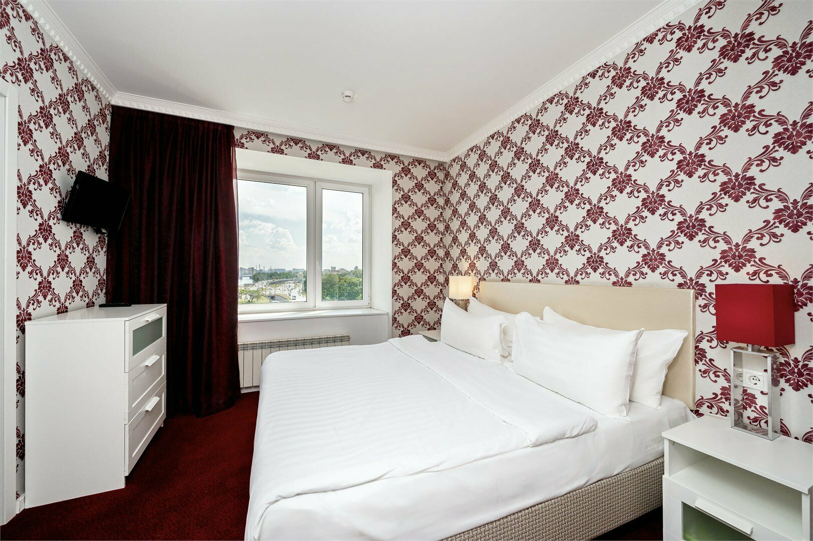 Апартаменты с видом на Неву (Апартамент)