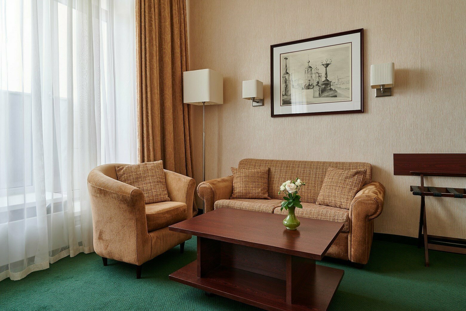 Улучшенный номер (с двуспальной кроватью)