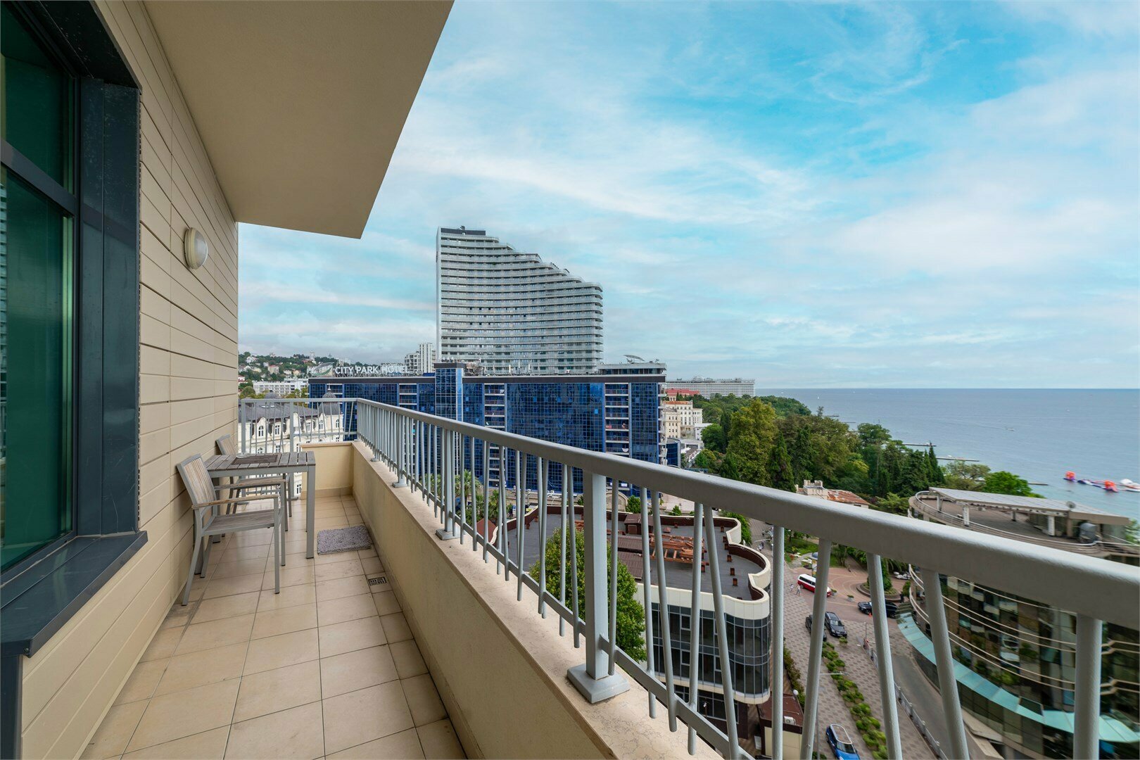 Семейные апартаменты с красивым видом (9 этаж)