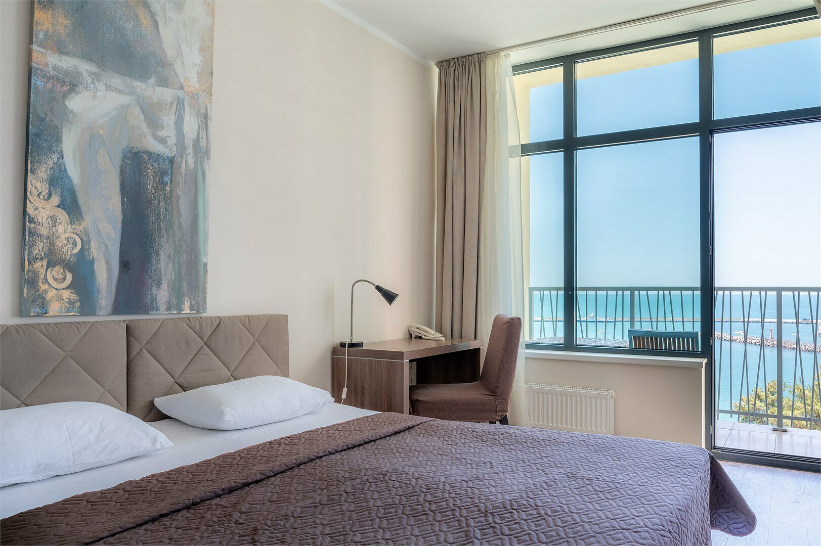 Трехкомнатные апартаменты с двумя спальнями (6-14 этаж)