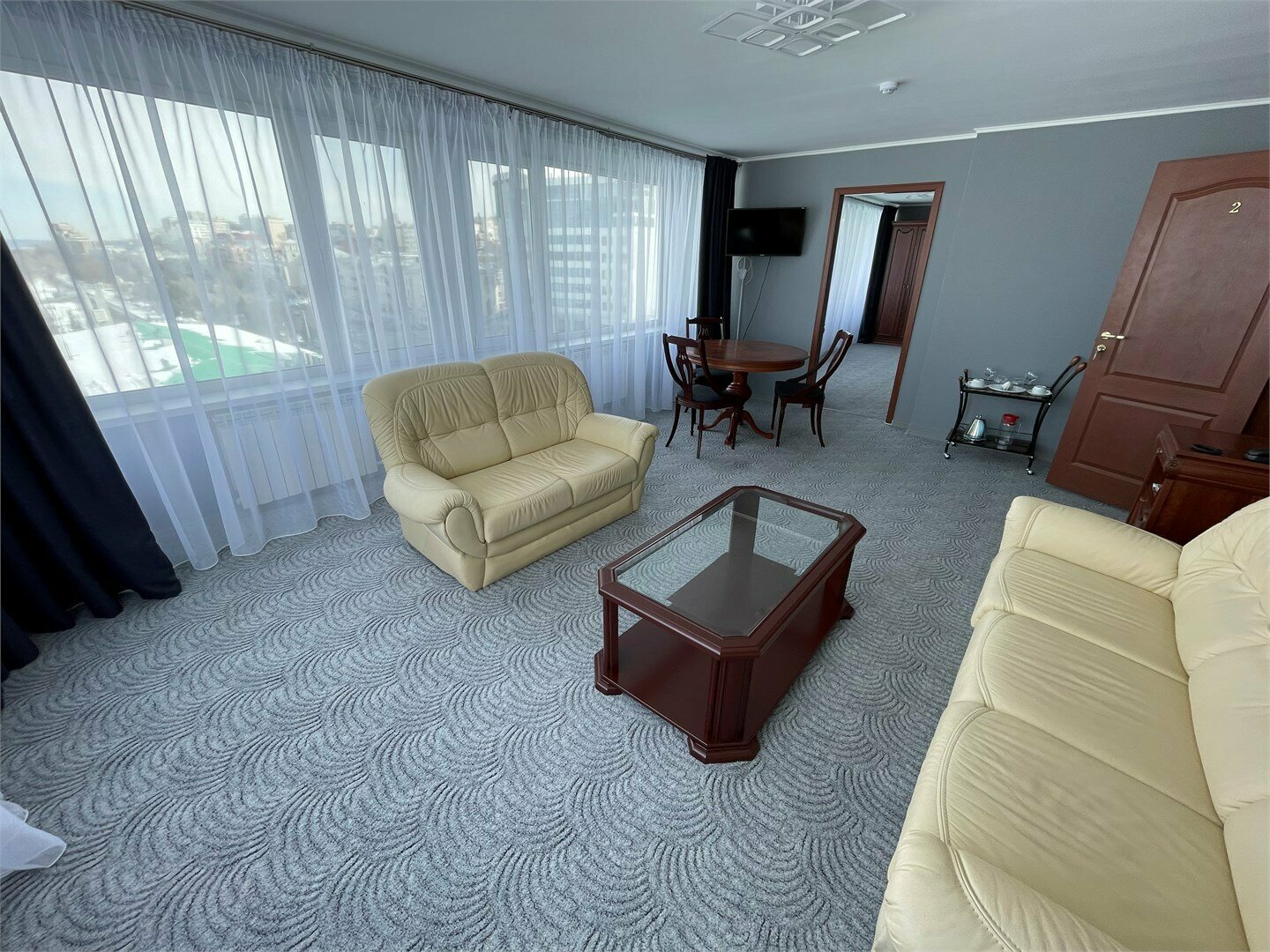 Улучшенные апартаменты