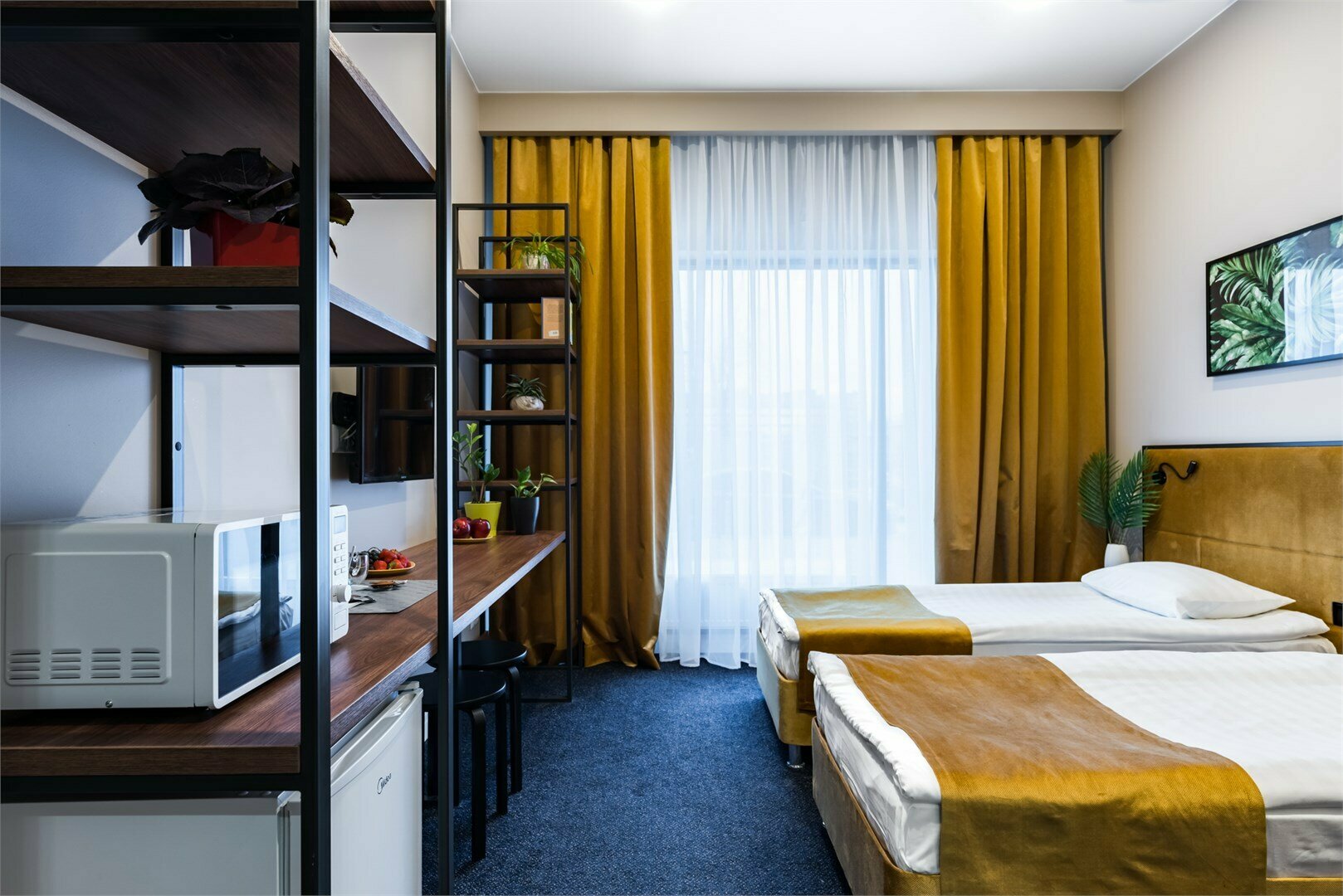 Просторный двухместный номер с 2 отдельными кроватями