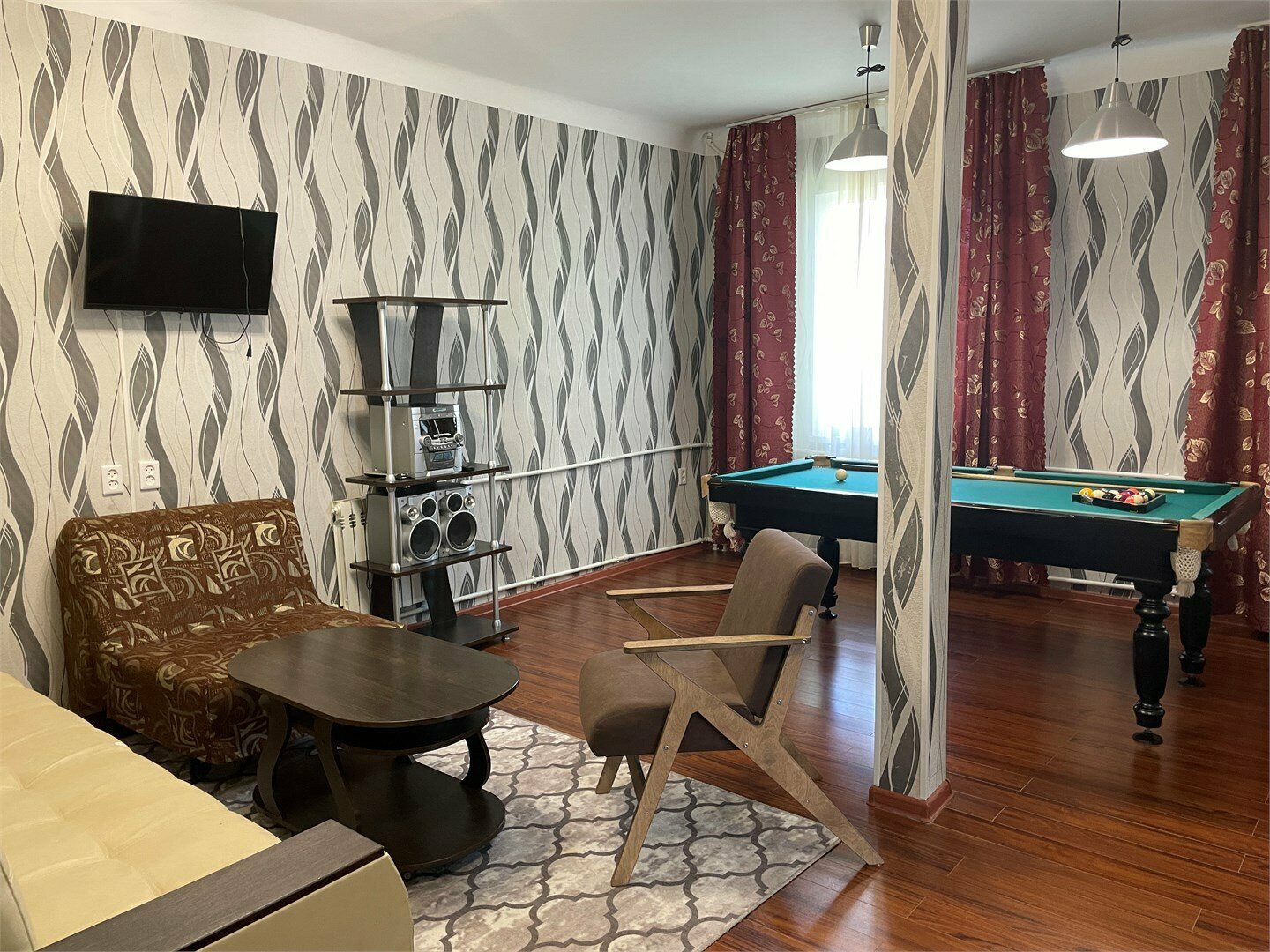 Двухкомнатные апартаменты с бильярдом (2-ой корпус)