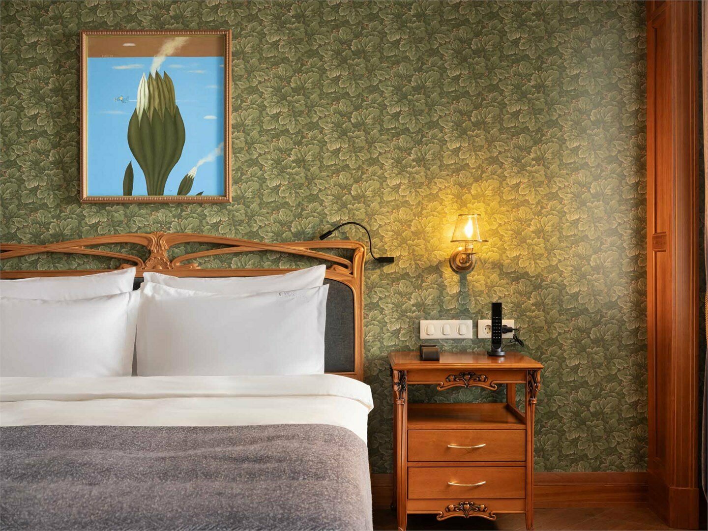 Делюкс Модерн