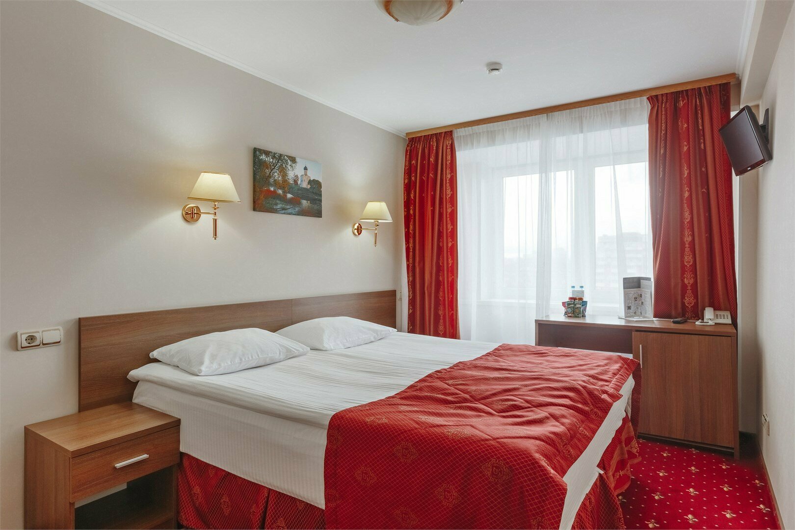 Стандарт двухместный (одна двуспальная/две раздельные кровати)