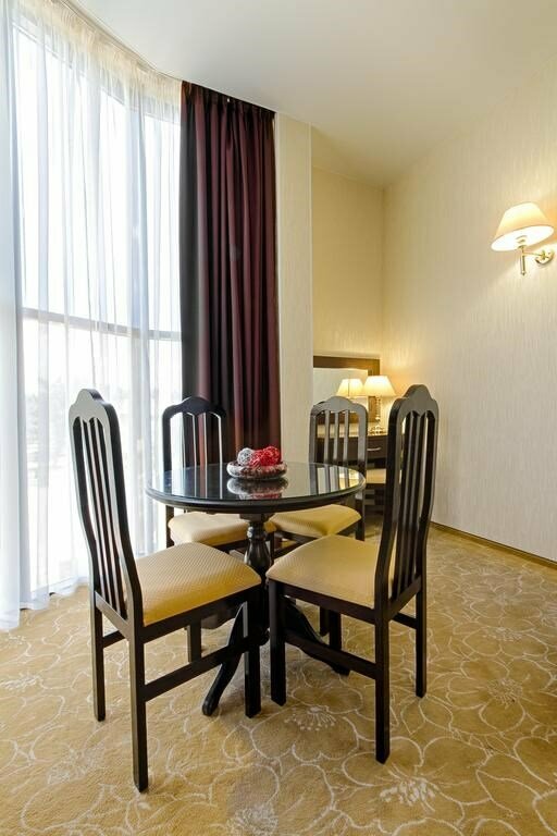 Студия с видом на горы без балкона