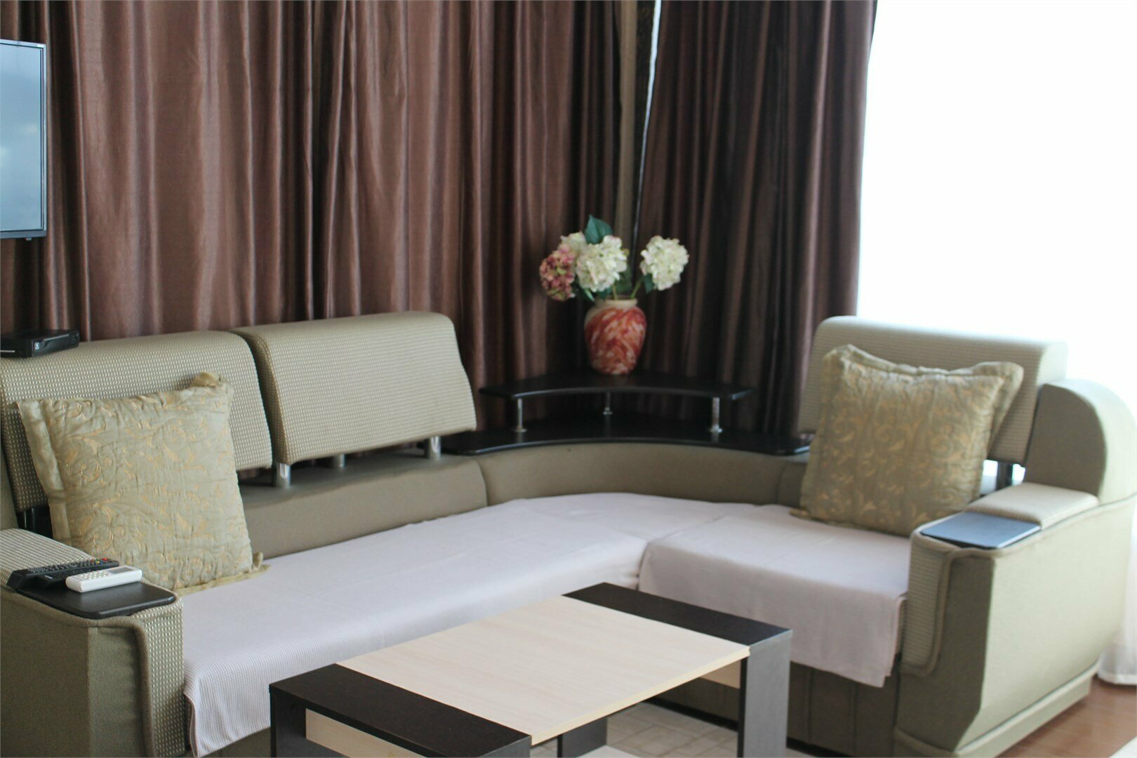 Номер с террасой и видом на море