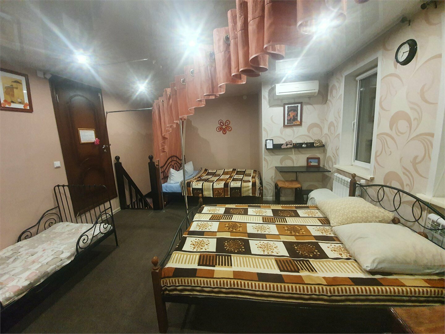 Двухуровневые апартаменты с террасой