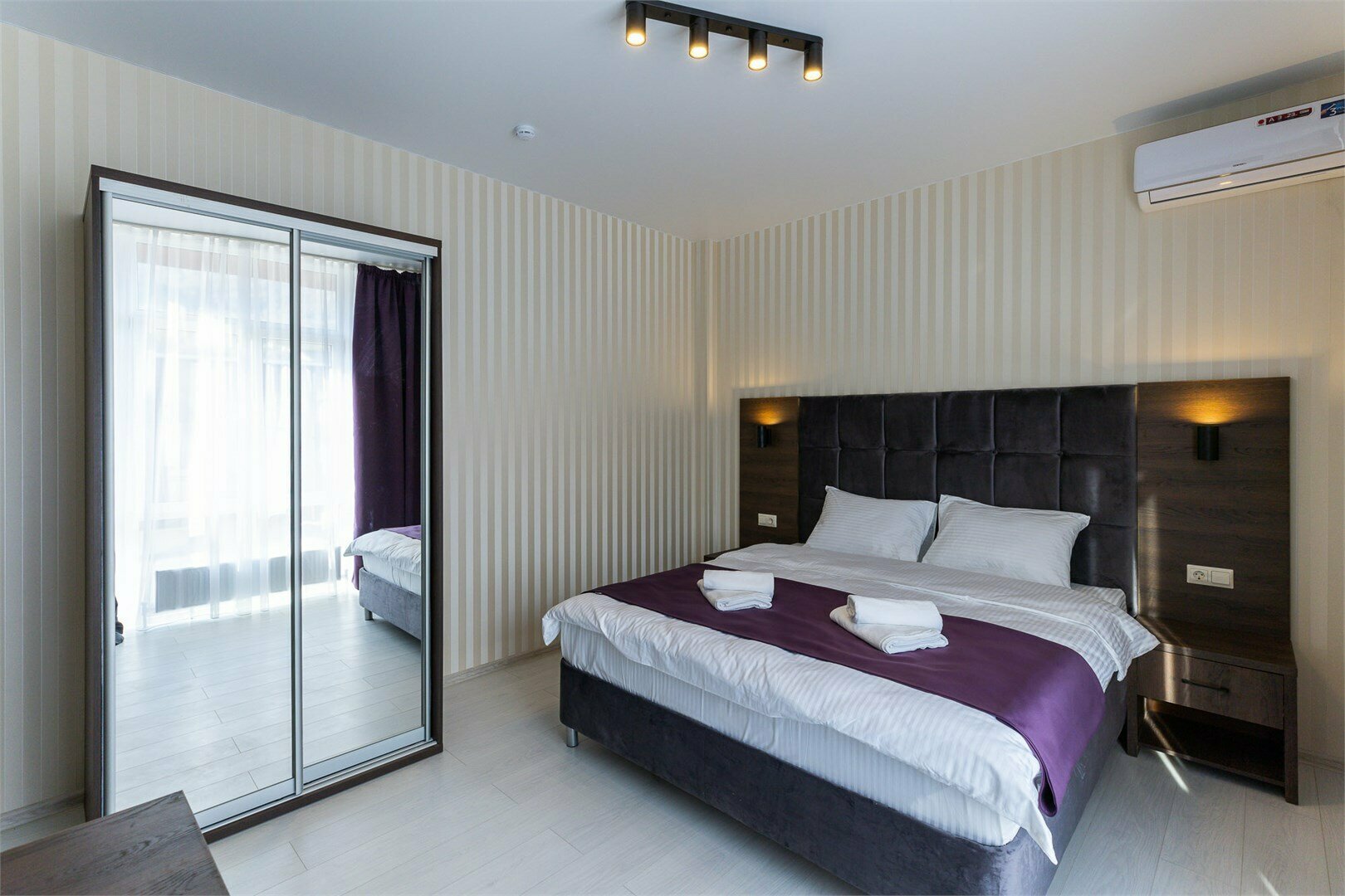 Панорамный люкс