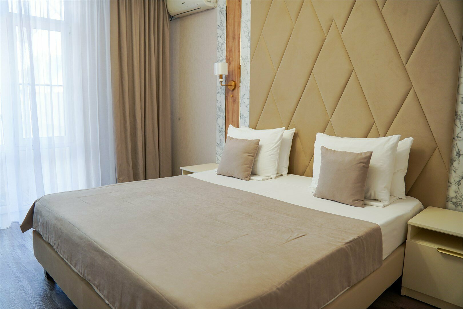 Семейный двухкомнатный с террасой