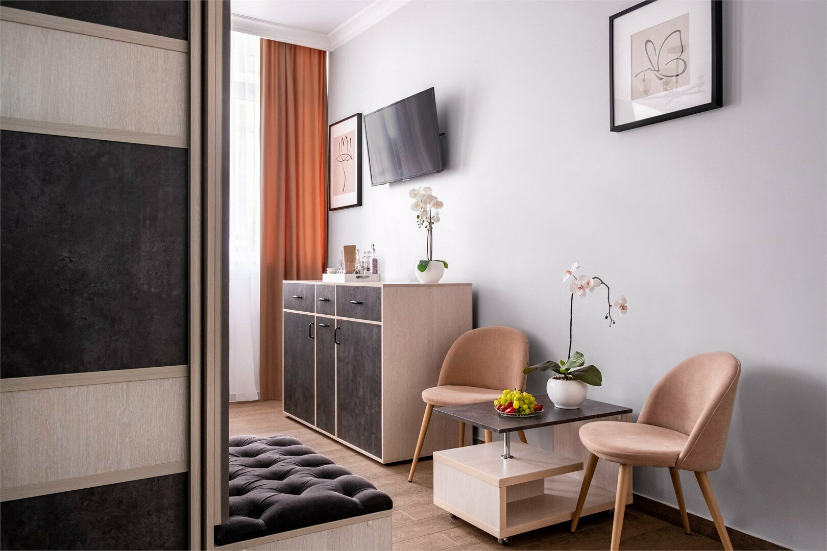 LUX (студио комфорт)