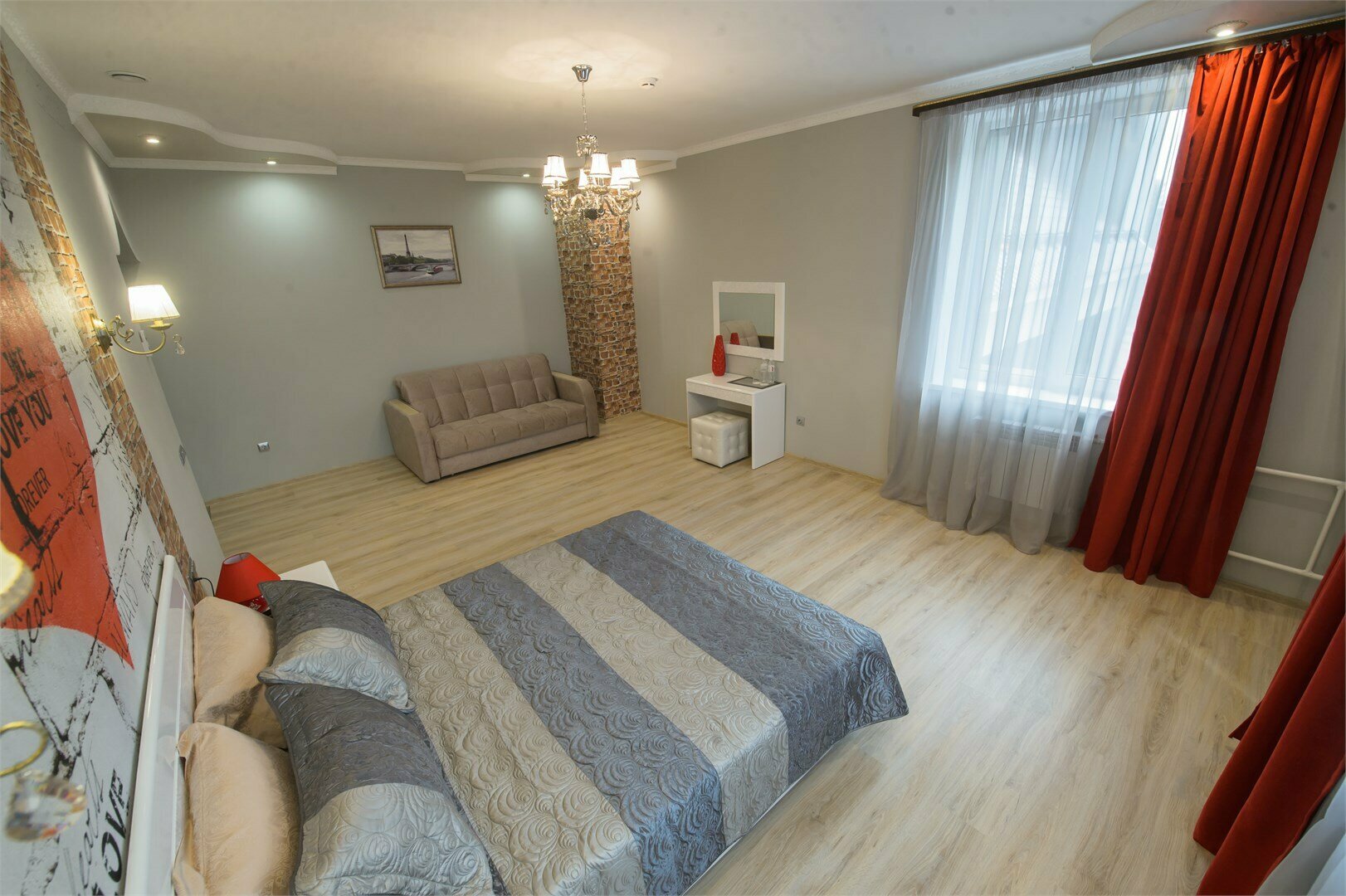 Джуниор сюит "Пылающее Сердце"